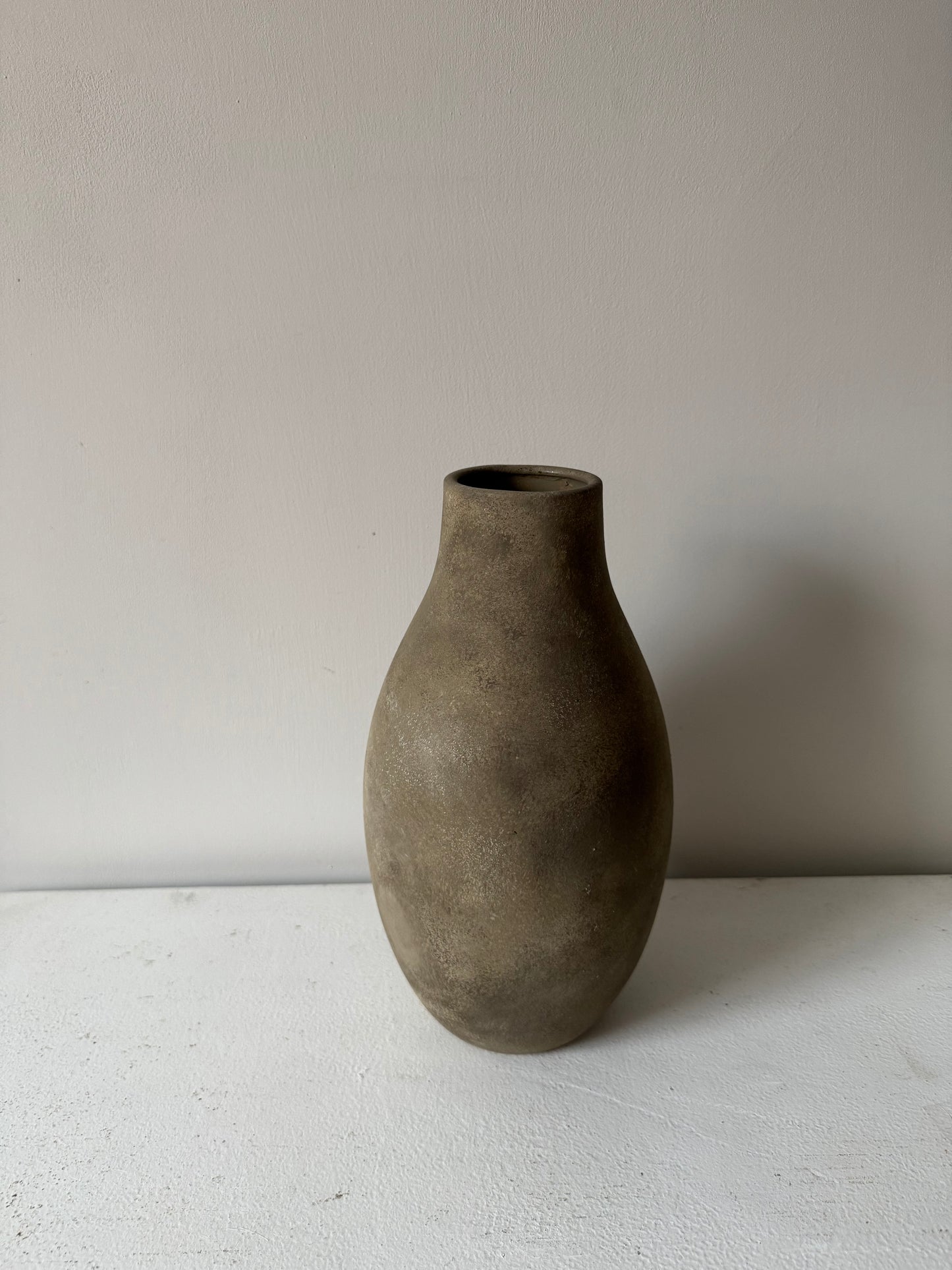EARTH | warm earthy brown tapered vase