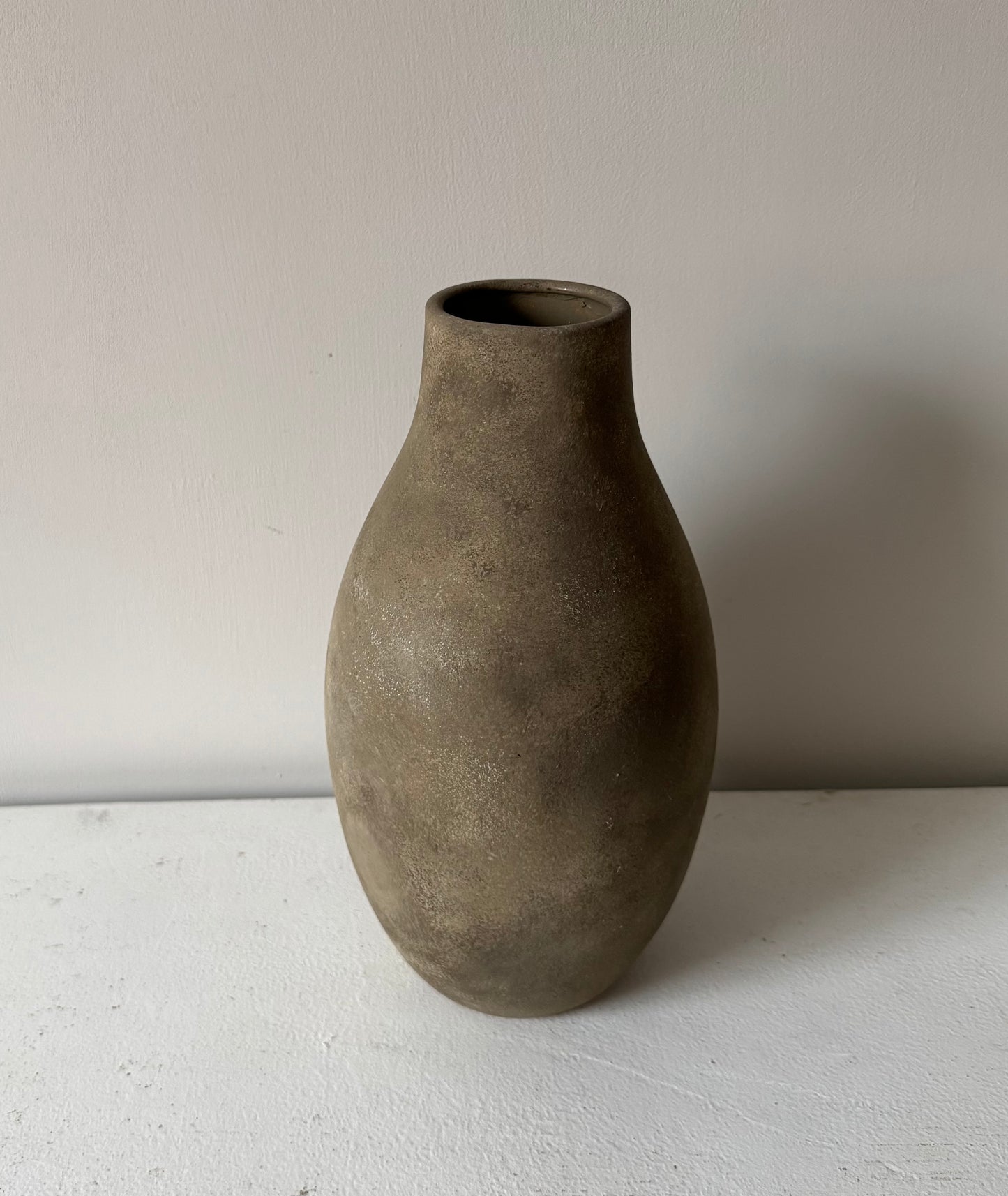 EARTH | warm earthy brown tapered vase