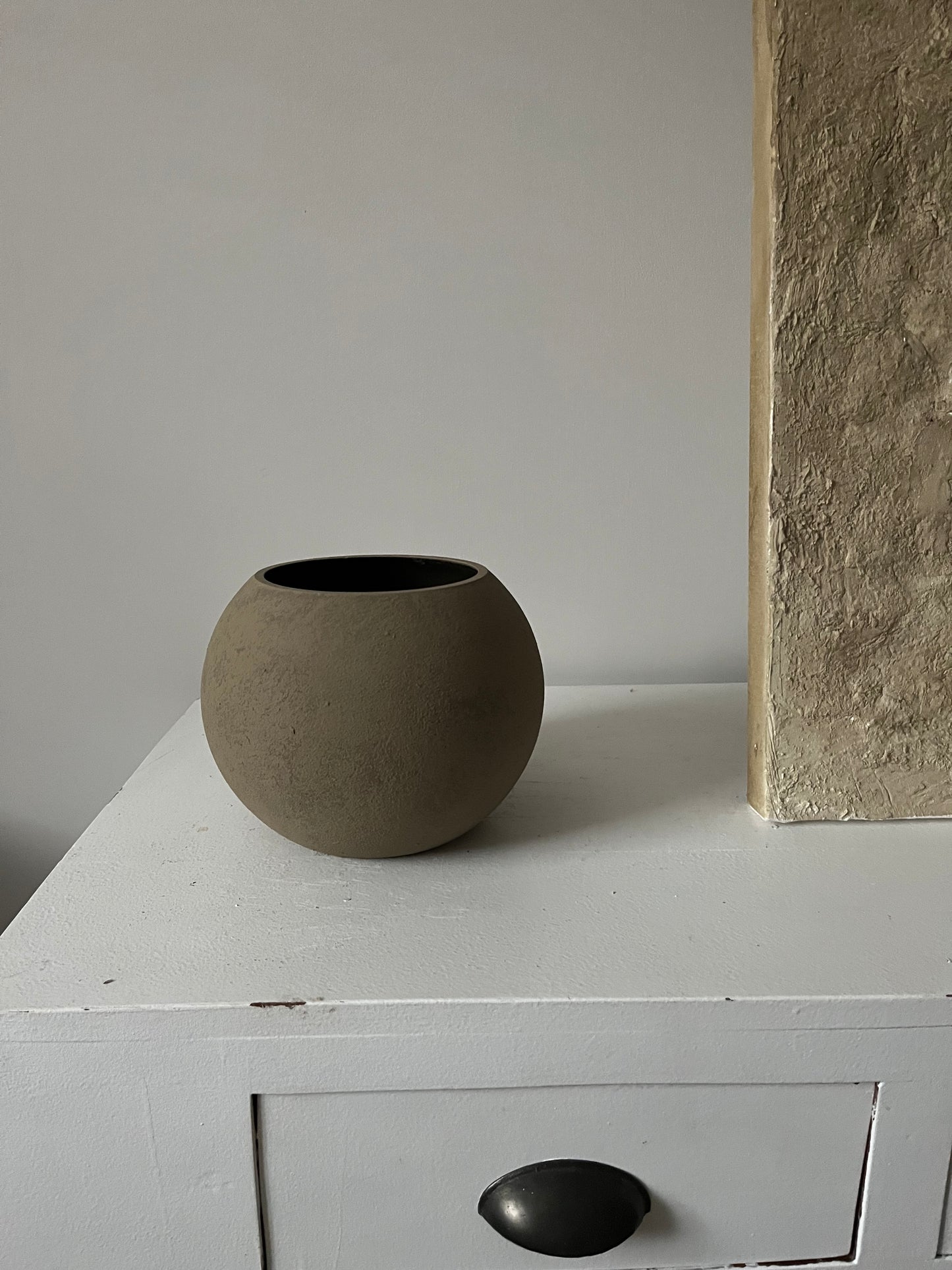 Up-cycled | light earthy brown rounded vase