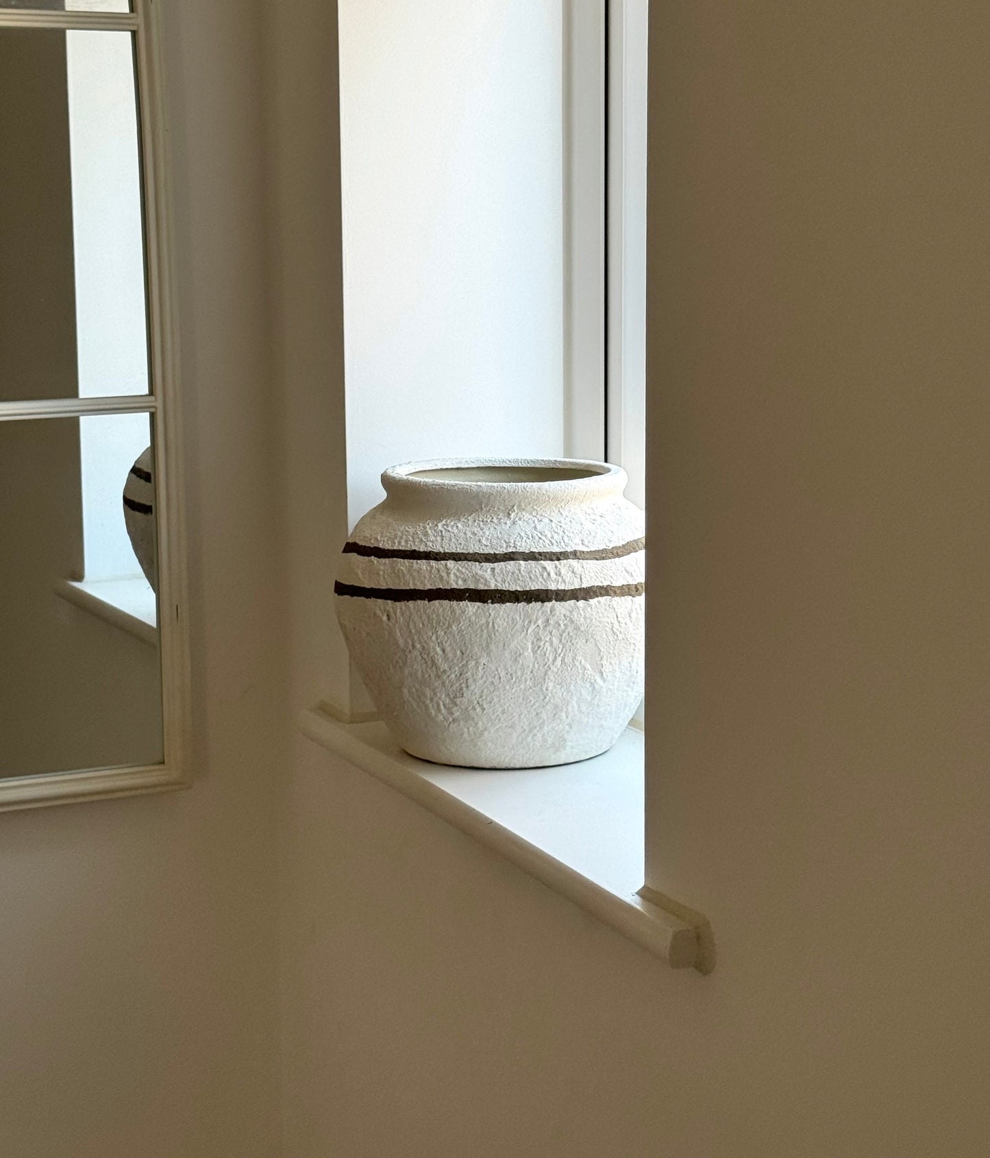 Up-cycled | large round textured line detail white urn