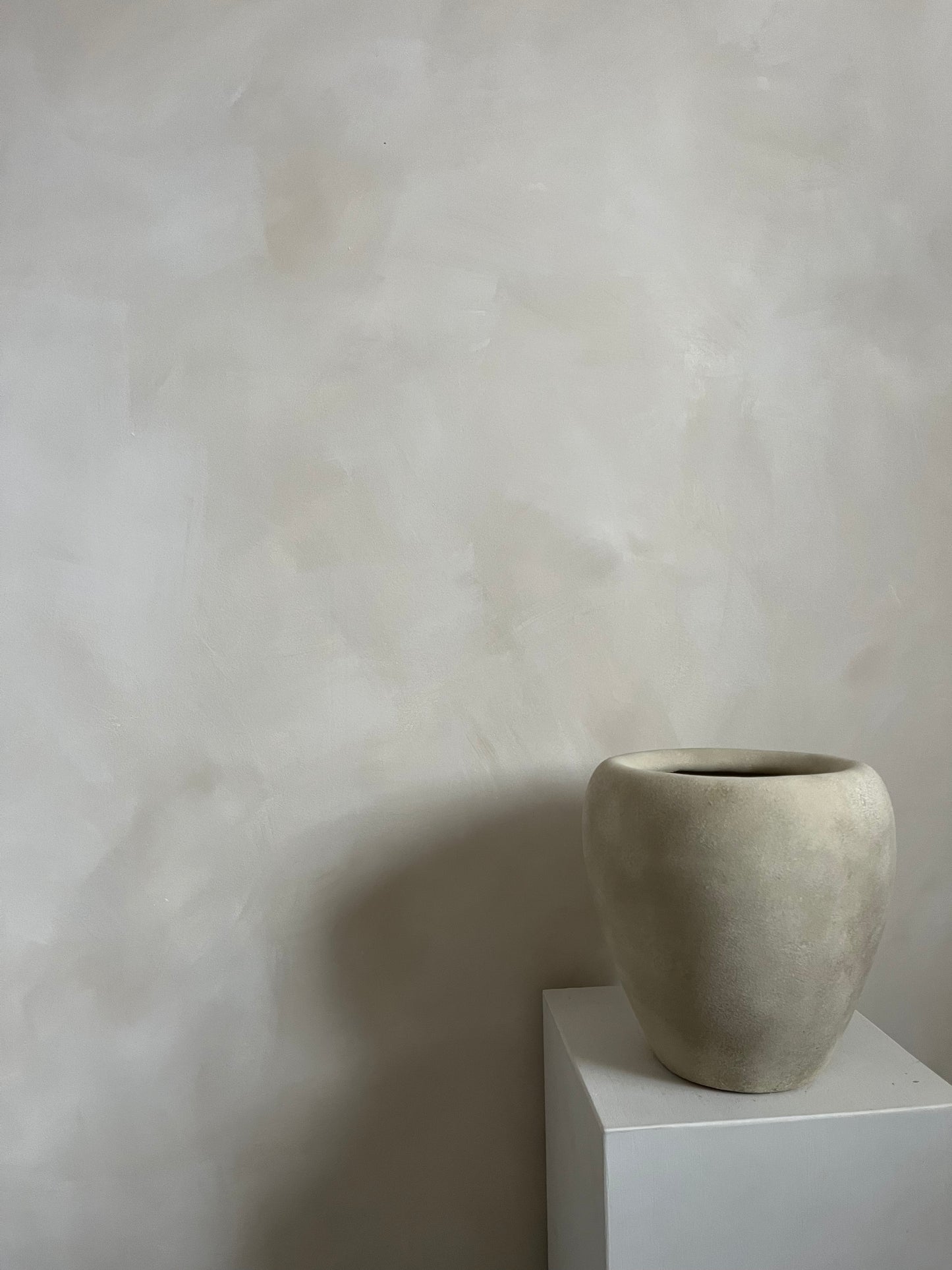 Up-cycled | light beige stone-effect pot