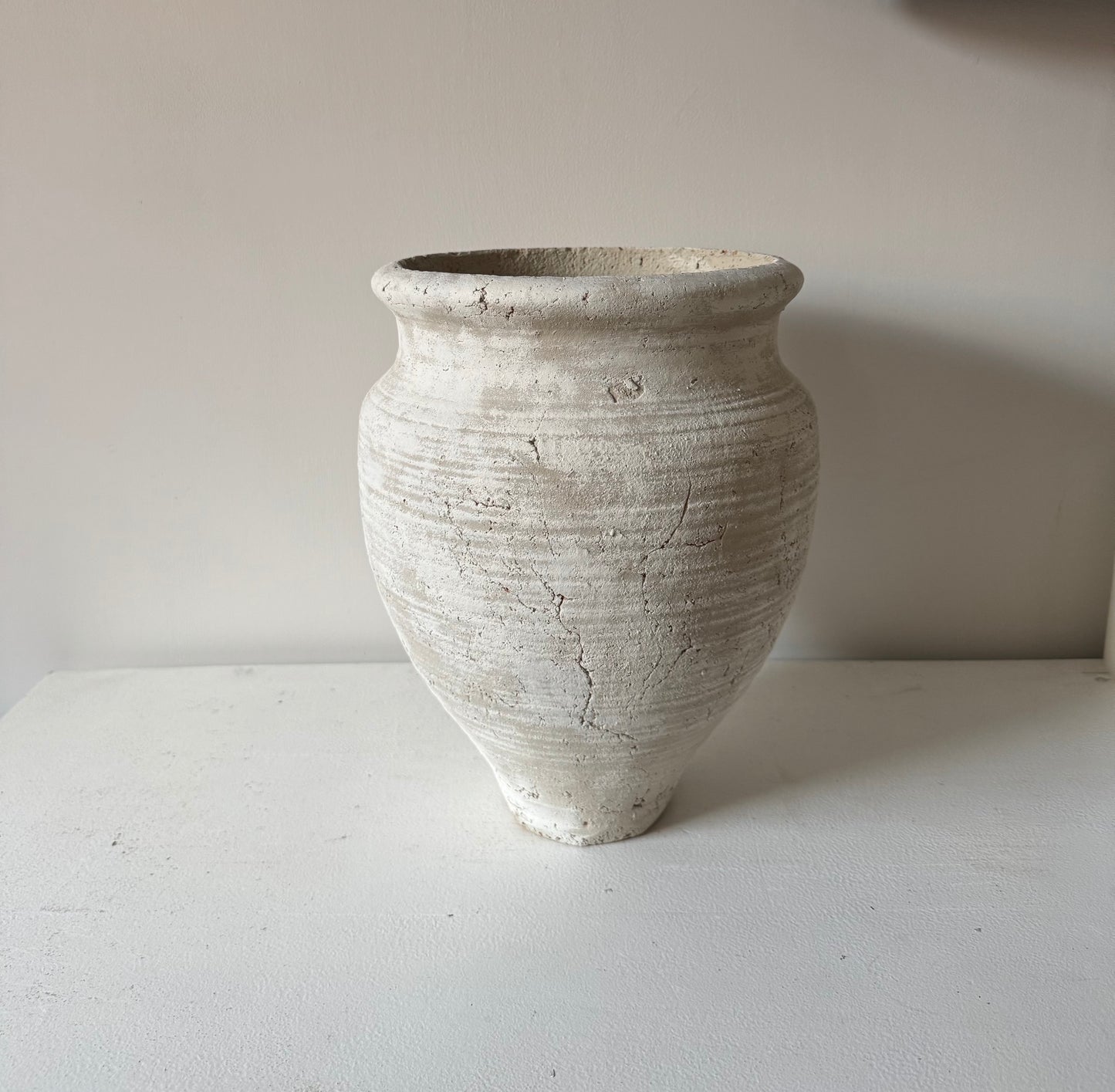 CLOUD | large neutral rustic vessel