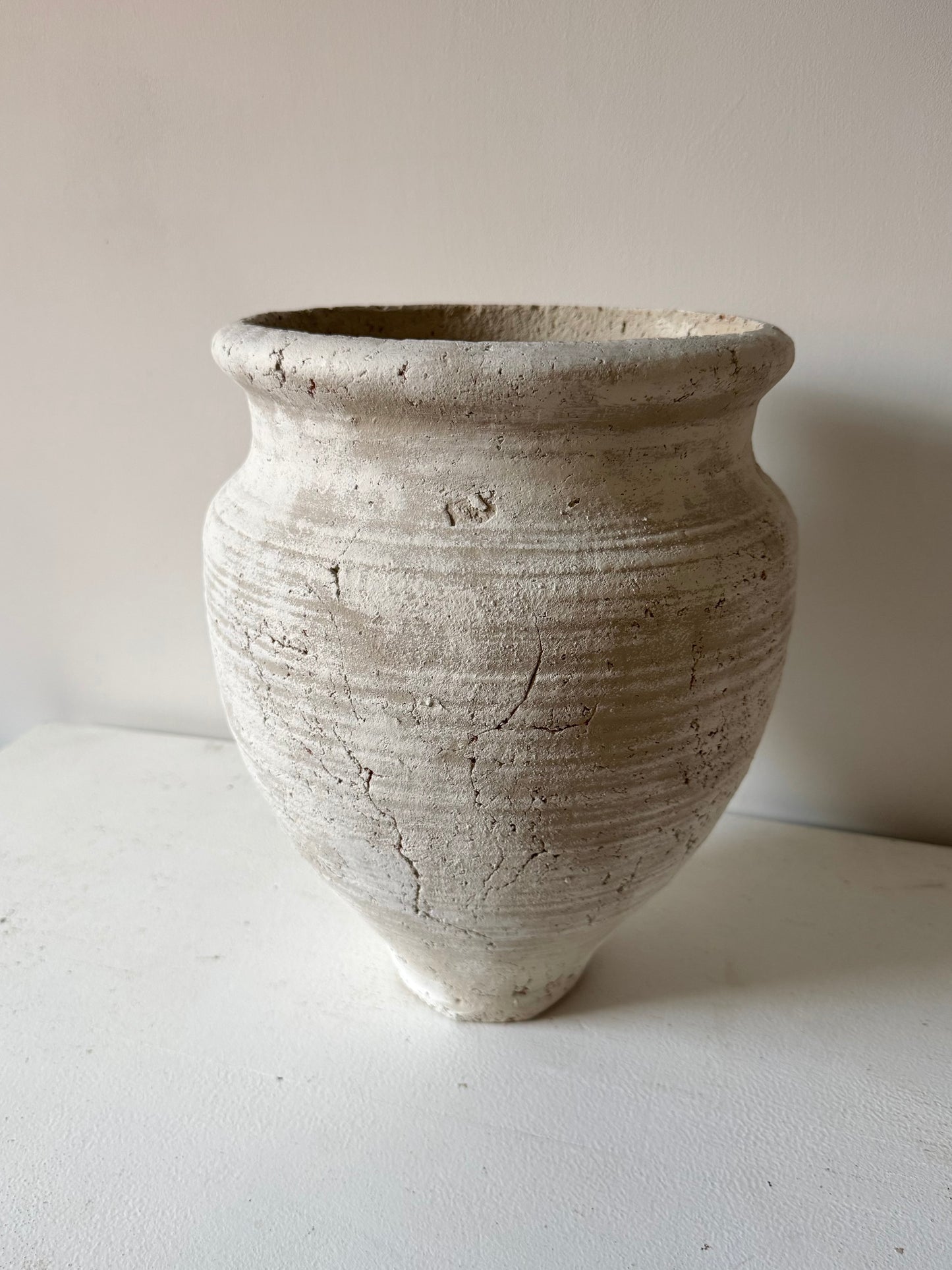 CLOUD | large neutral rustic vessel