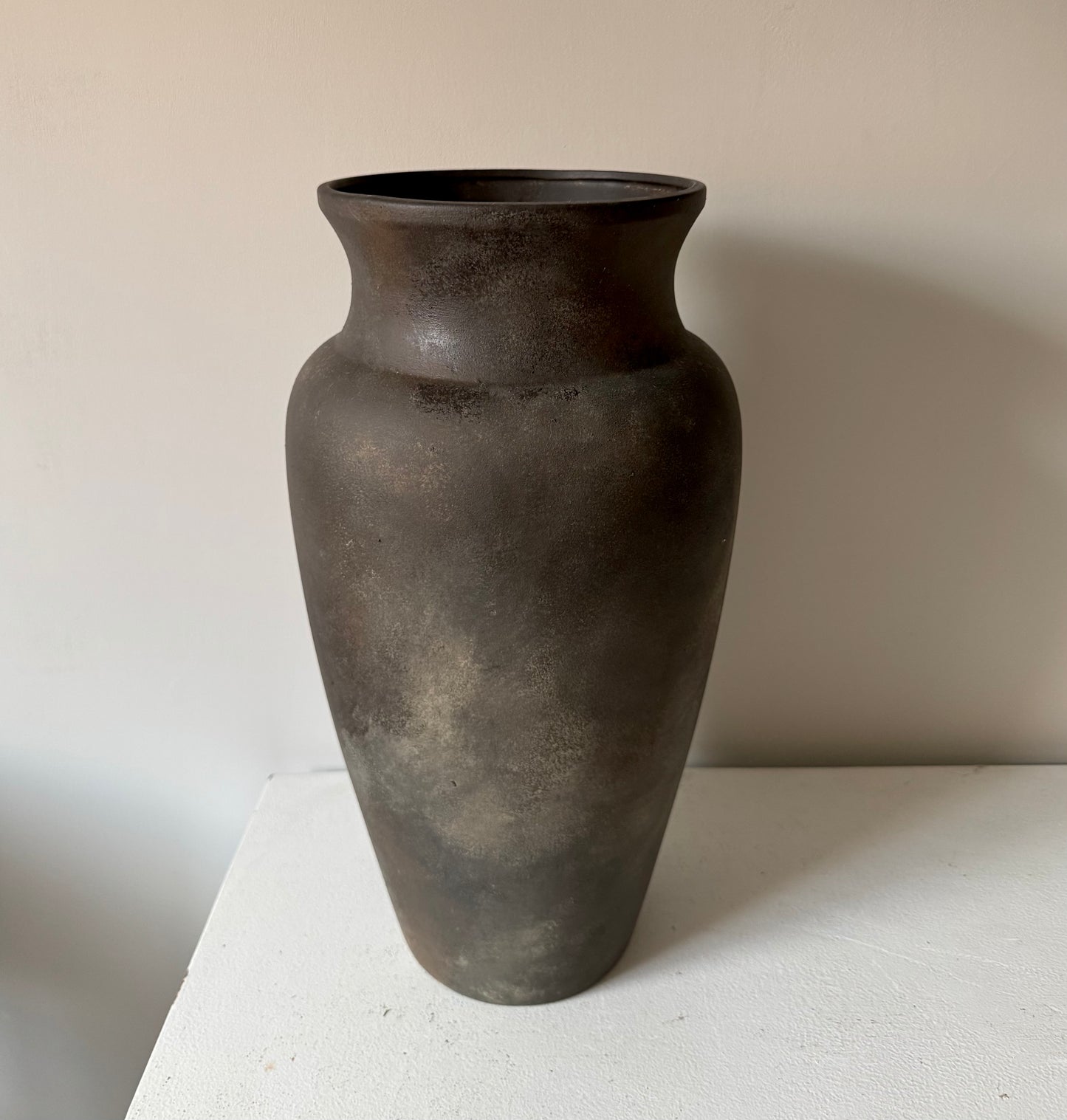EARTH | XL black brown earthy floor vase