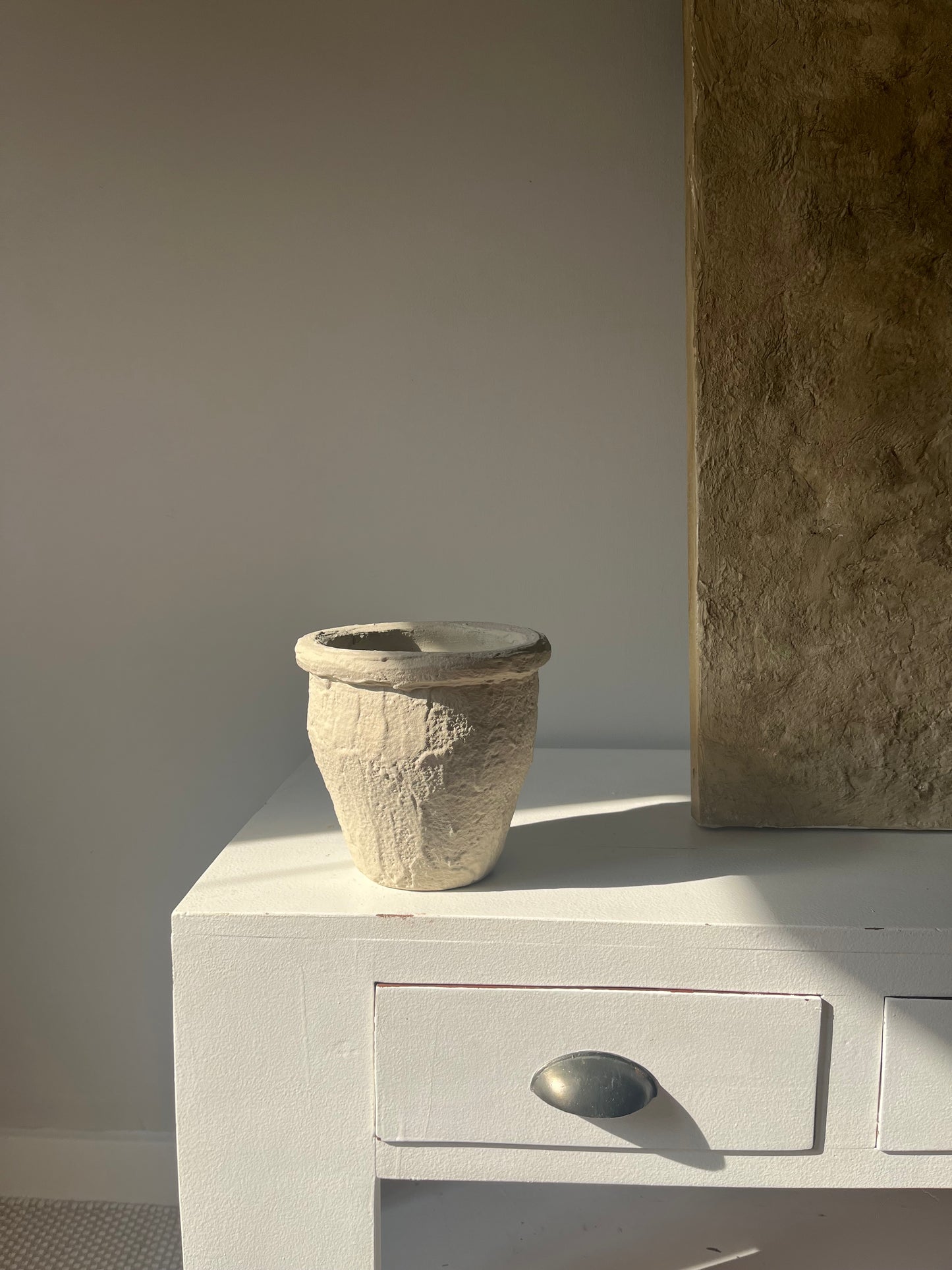 Up-cycled | heavily textured beige pot