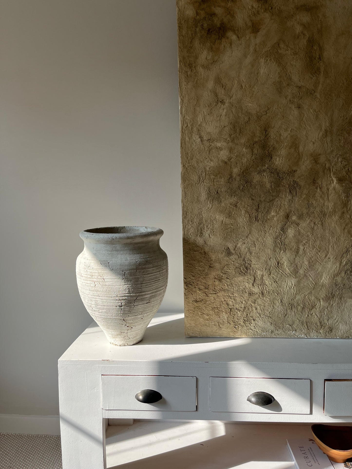 CLOUD | large neutral rustic vessel