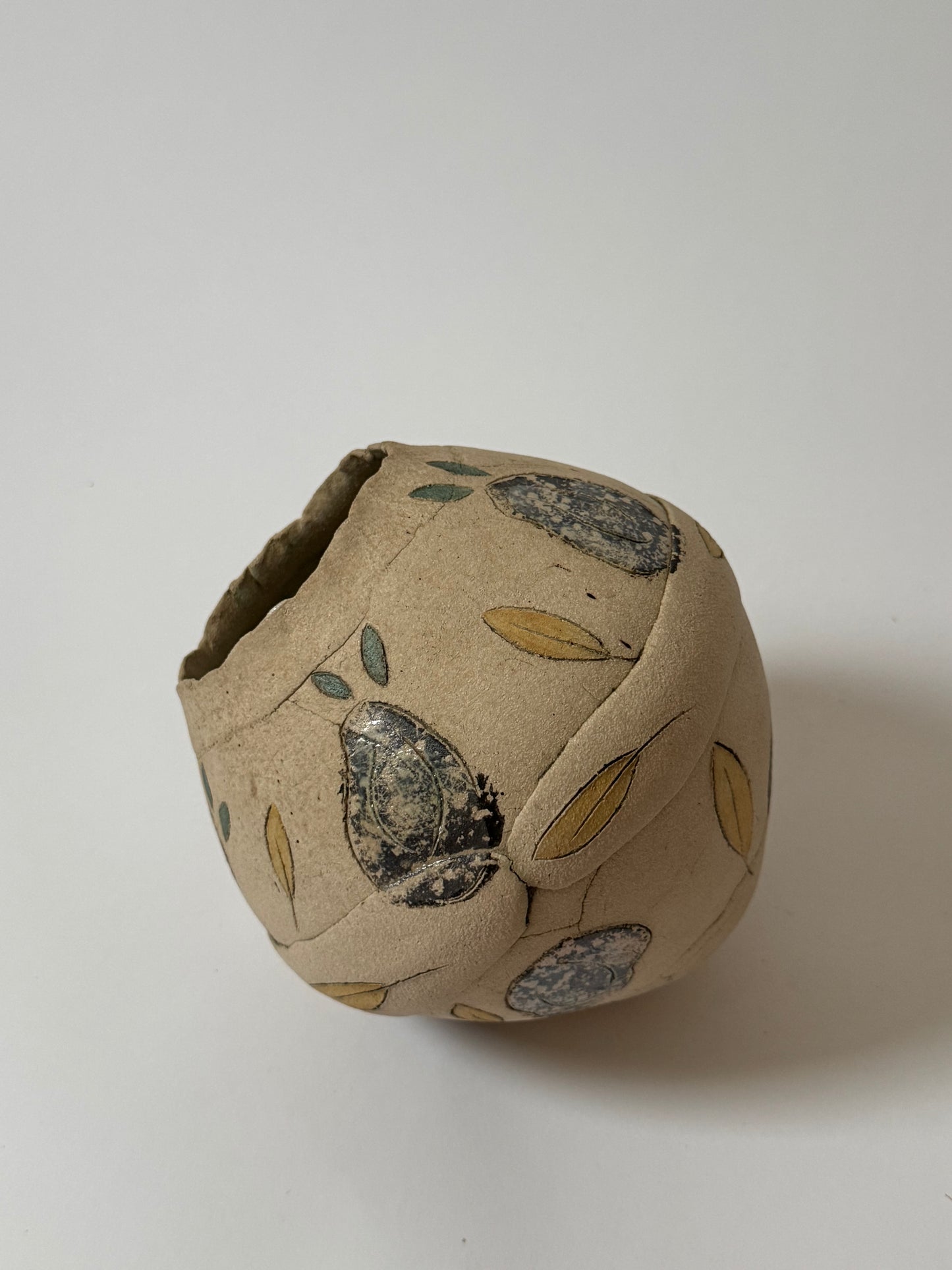 Delicate Irregular Pattern Vase