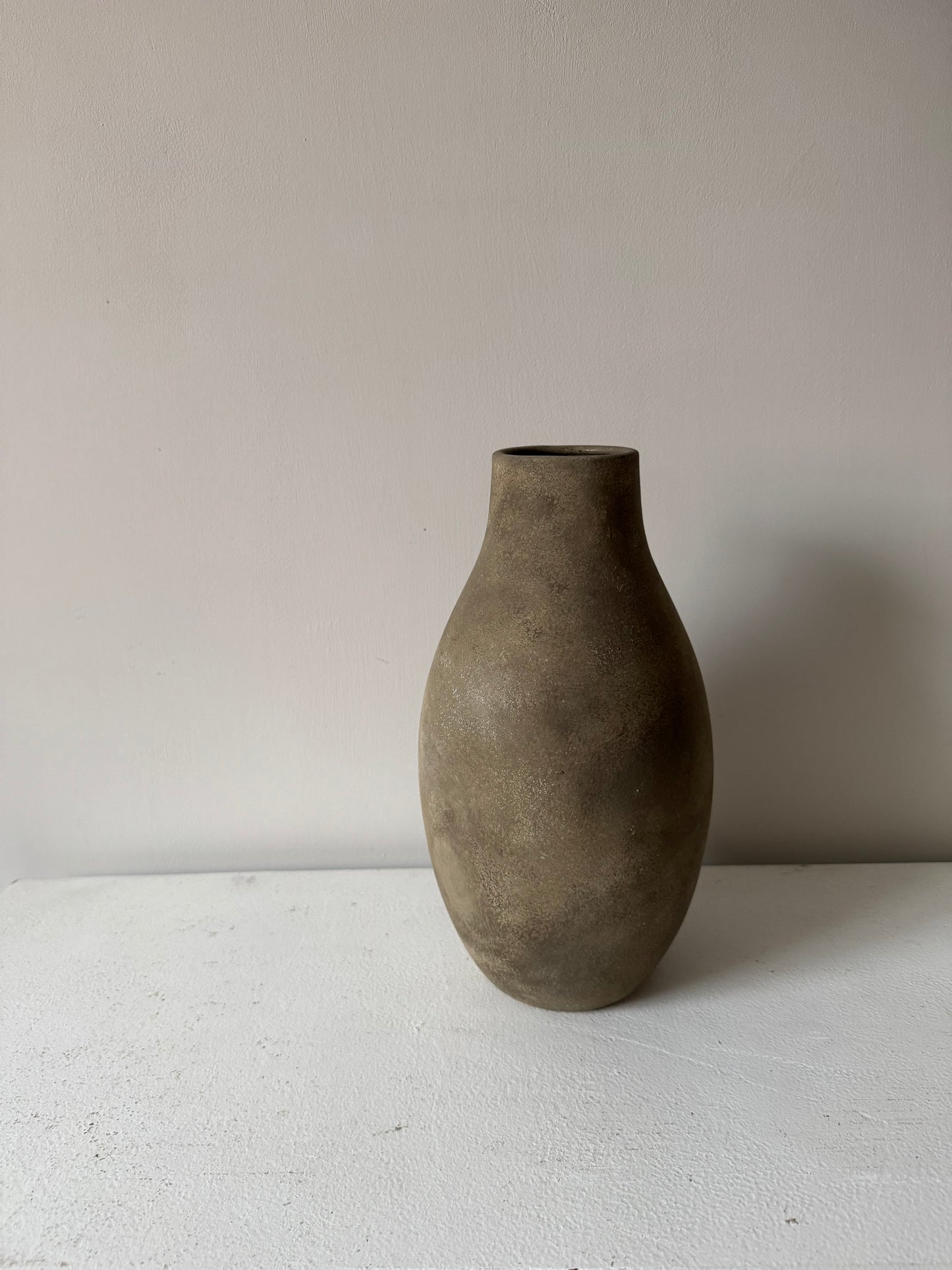 EARTH | warm earthy brown tapered vase