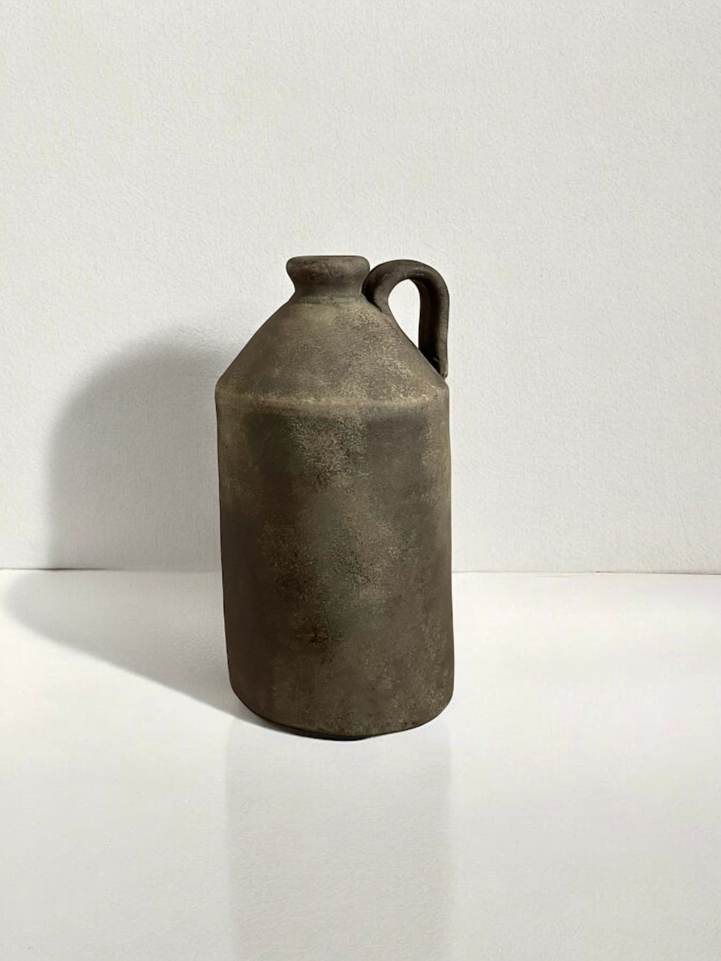 EARTH | large earthy brown rustic handled pot