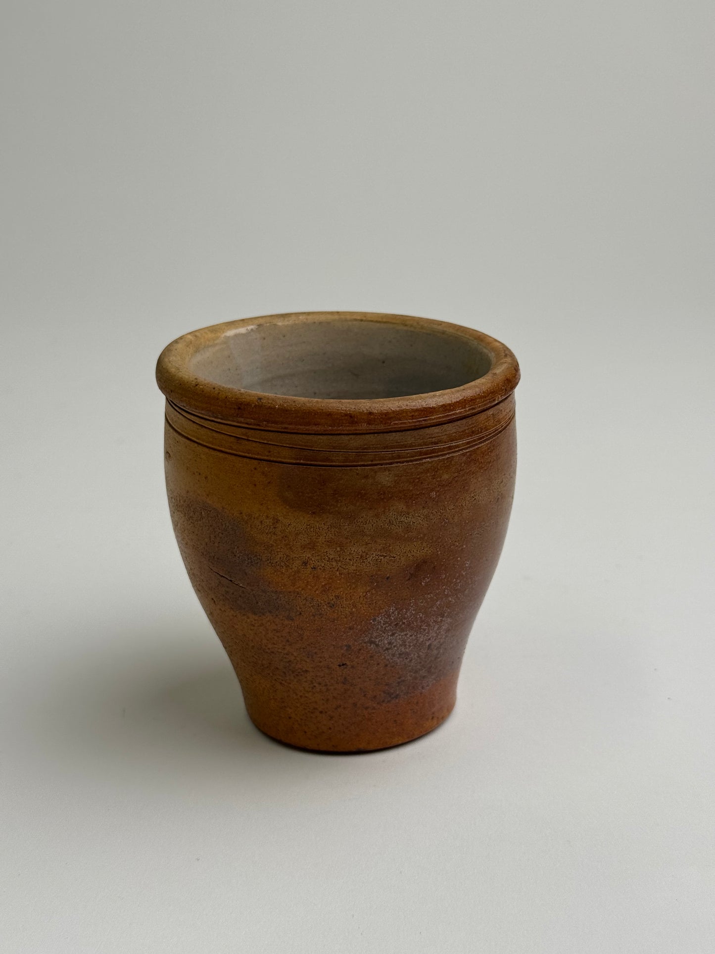 Small Vintage Tapered Pot