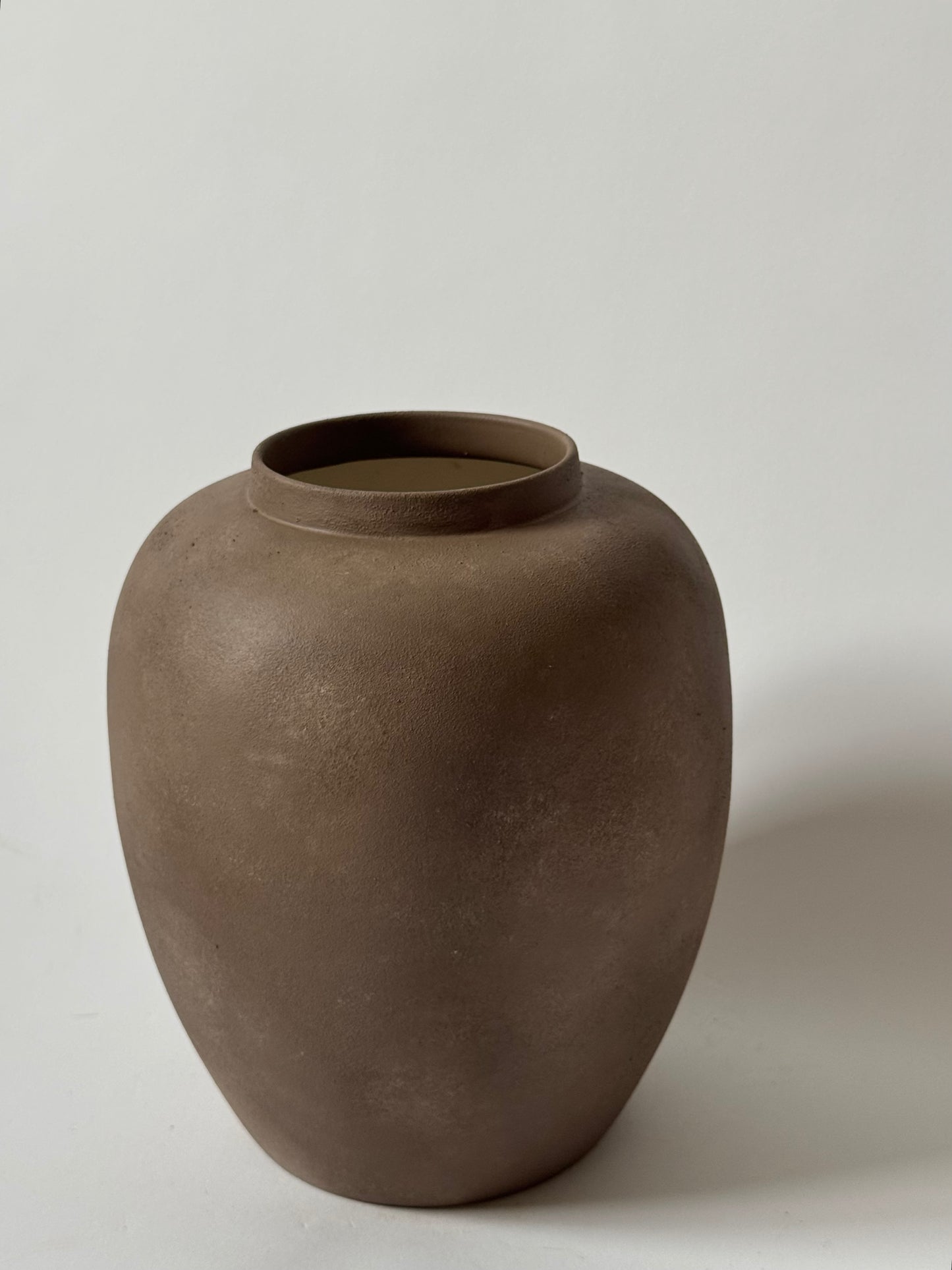 Up-cycled | WATERTIGHT Rich Brown Rounded Urn