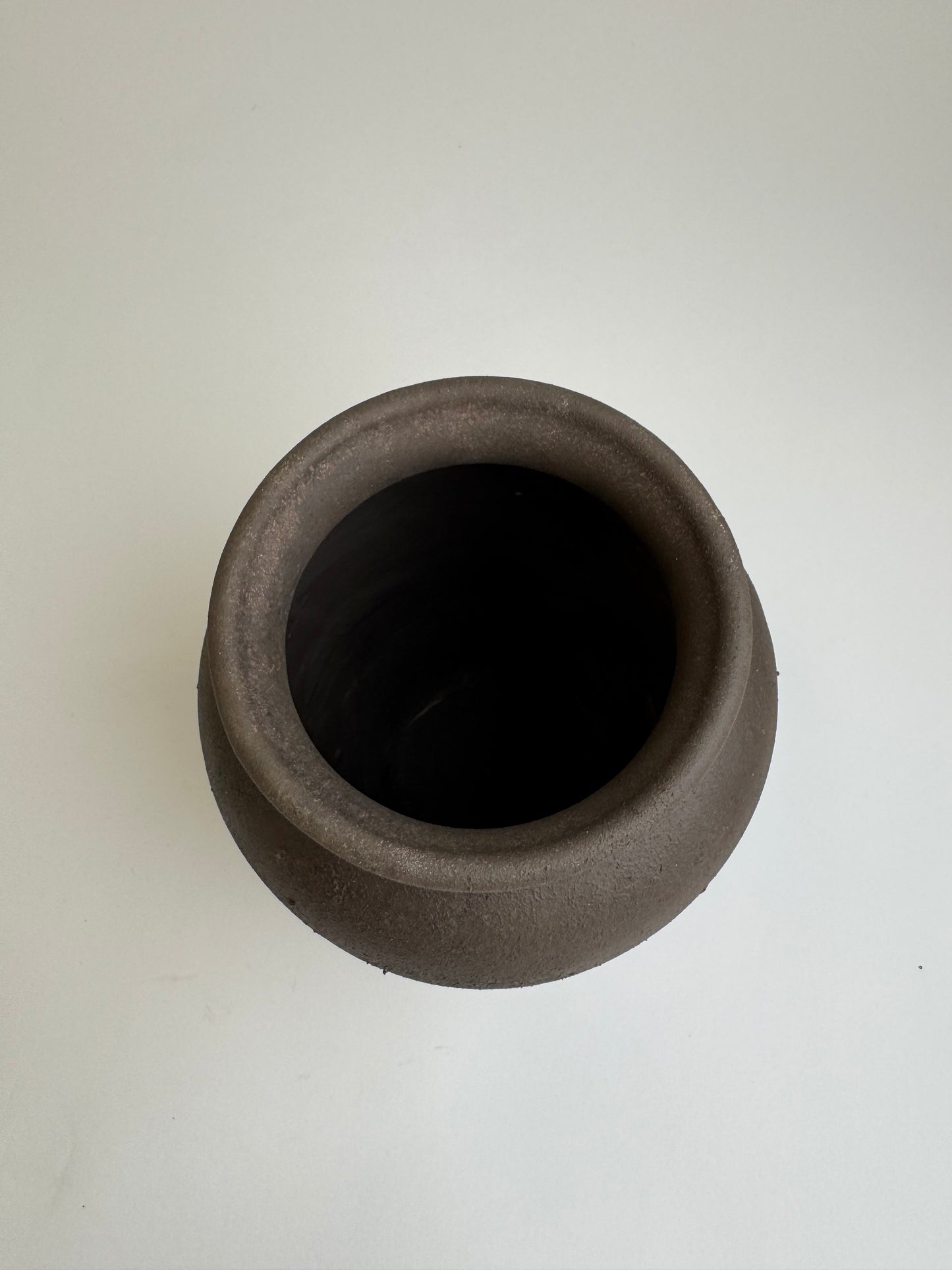Up-cycled | Dark earthy brown urn