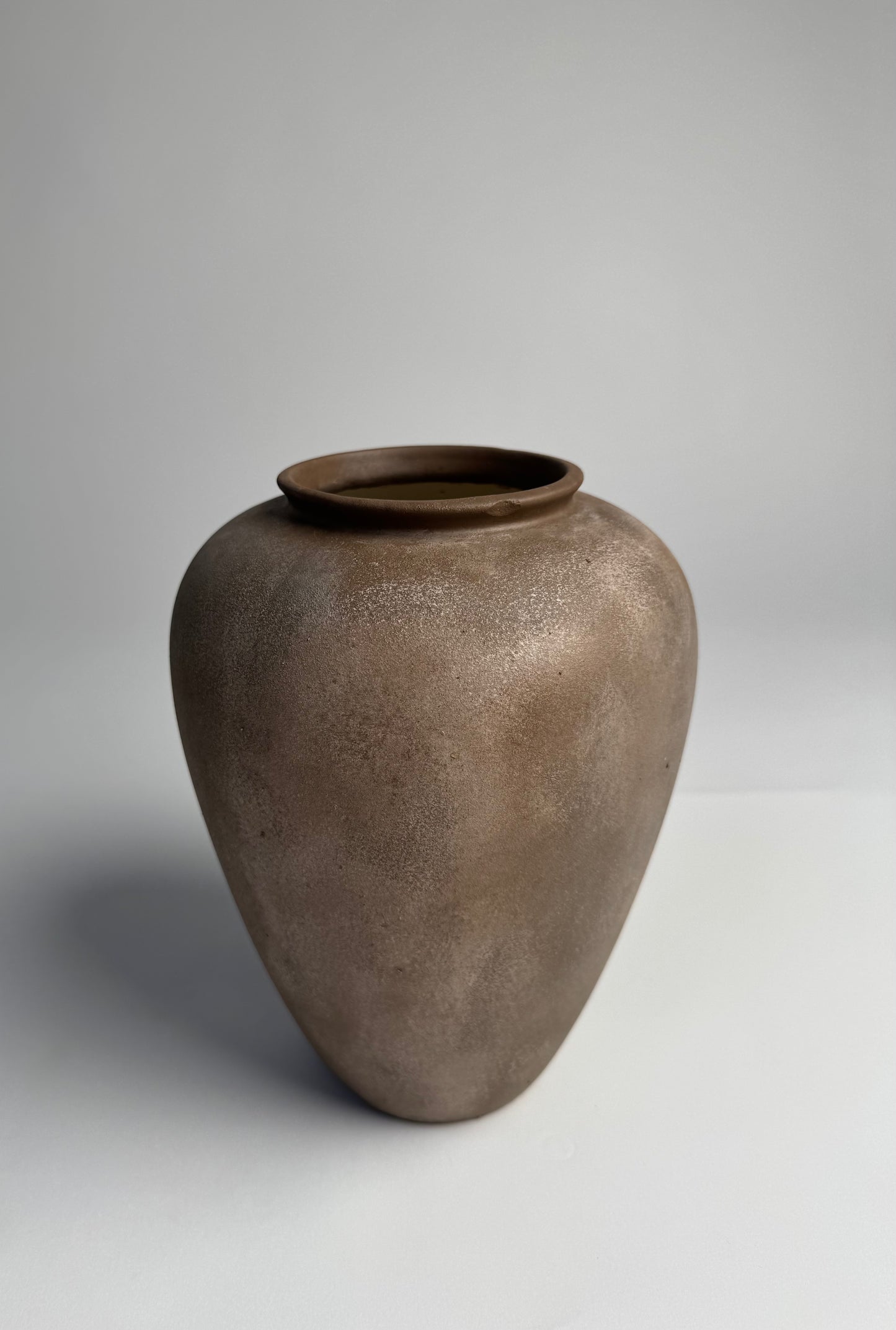 Up-cycled | WATERTIGHT warm beige earthy clay-like urn
