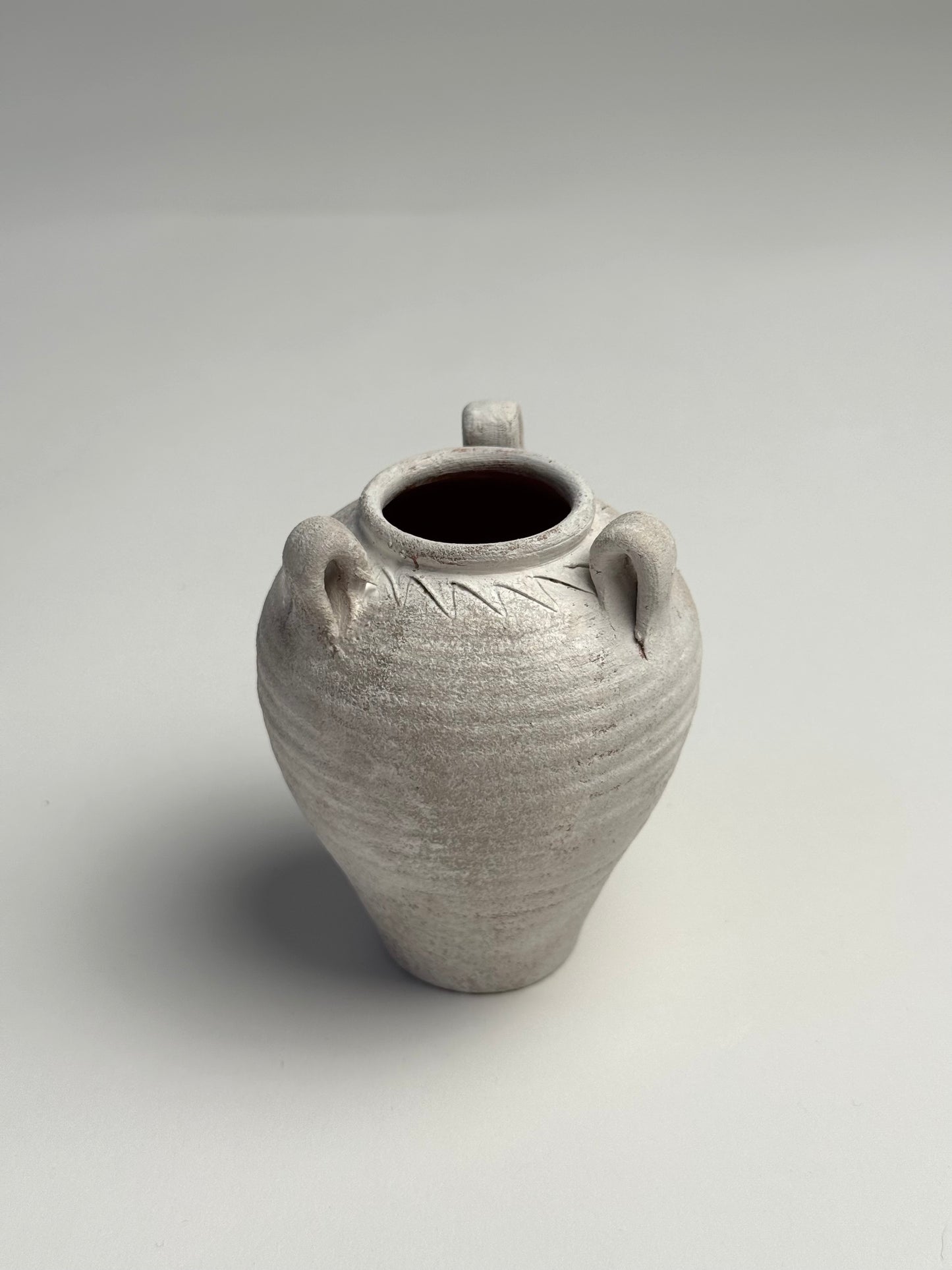 Up-cycled | small off-white tri-handle amphora