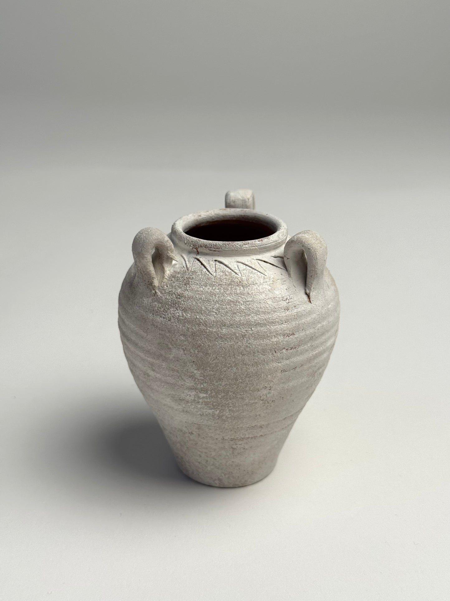 Up-cycled | small off-white tri-handle amphora