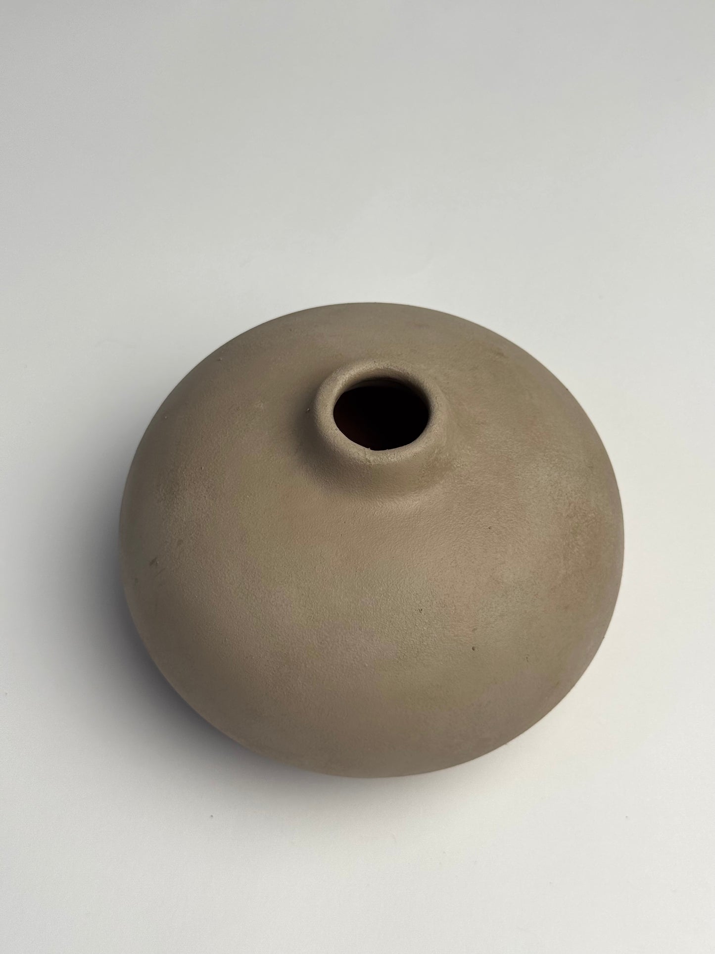 Up-cycled | warm beige smooth low rounded vase