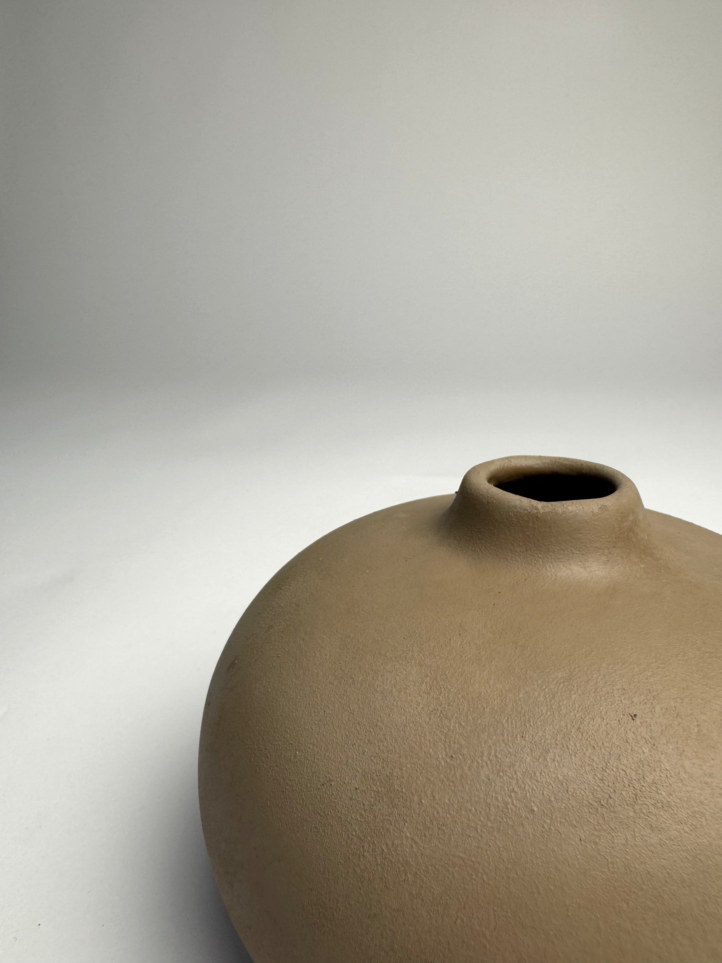 Up-cycled | warm beige smooth low rounded vase