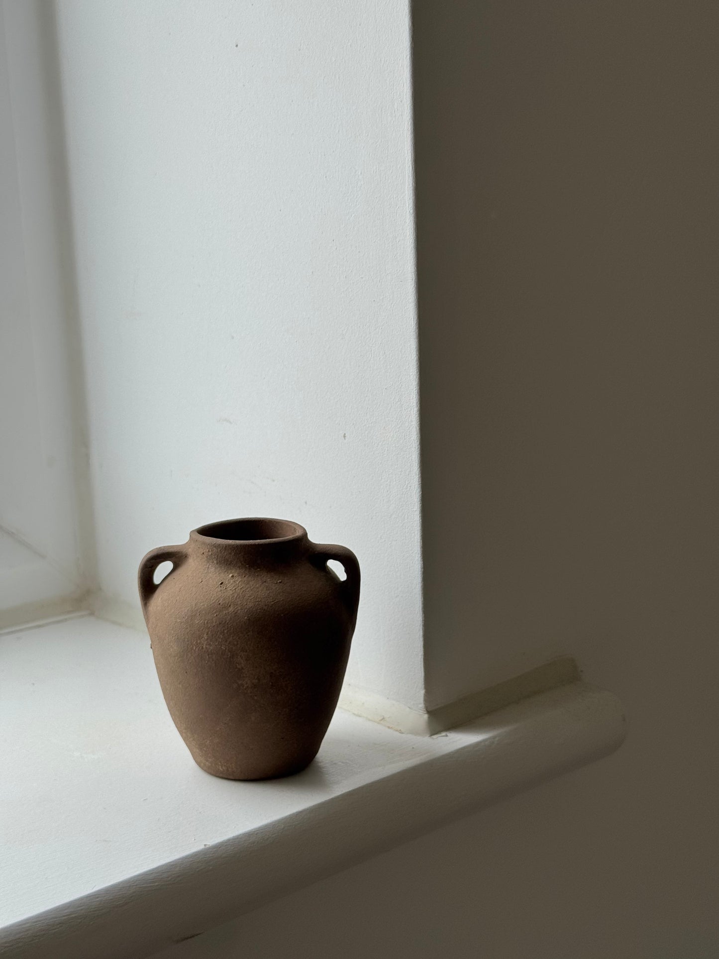 Up-cycled | mini dark earthy brown twin-handled urns