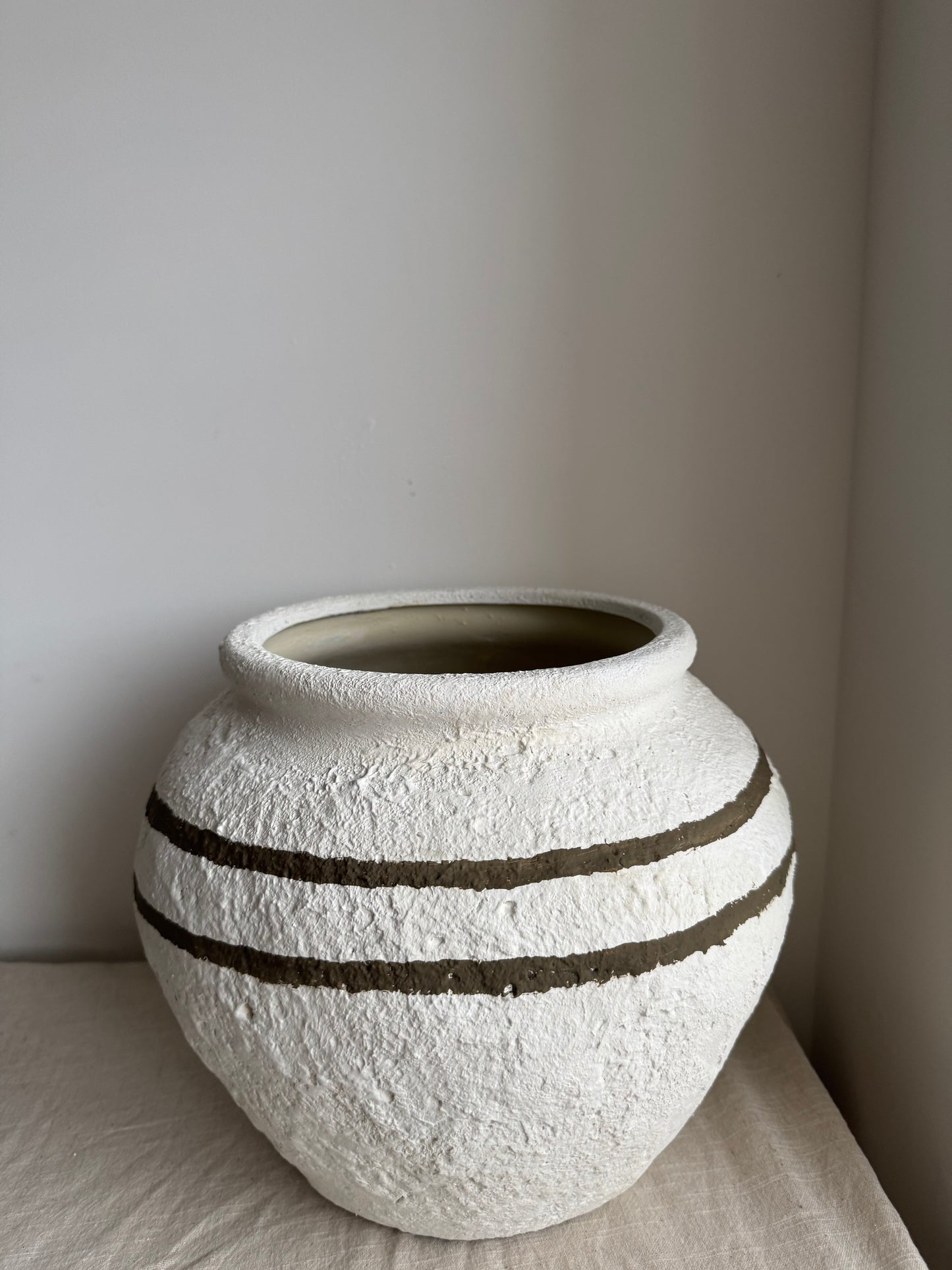CLOUD | large round textured line detail white urn