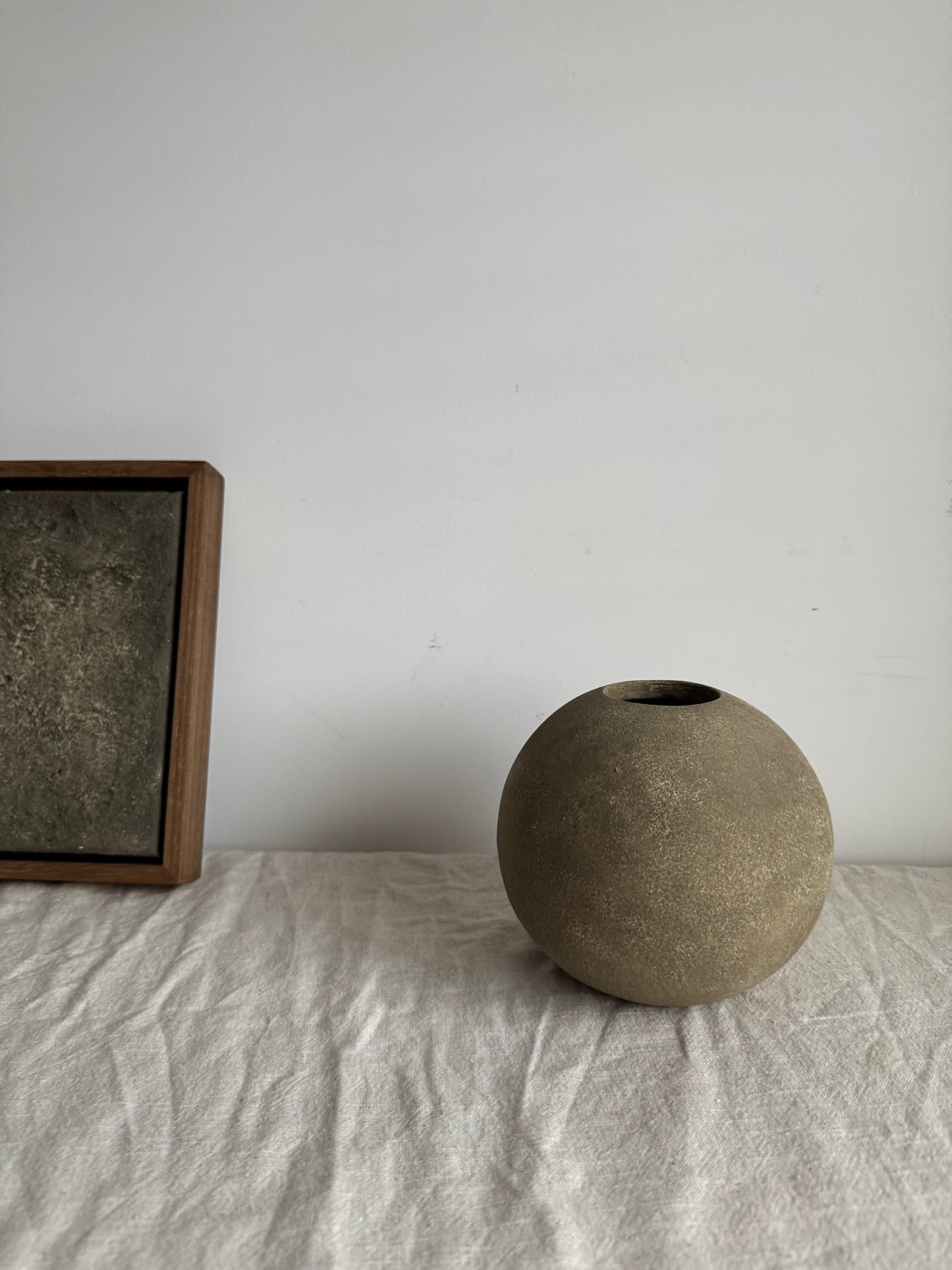 EARTH | earthy brown round ball vase