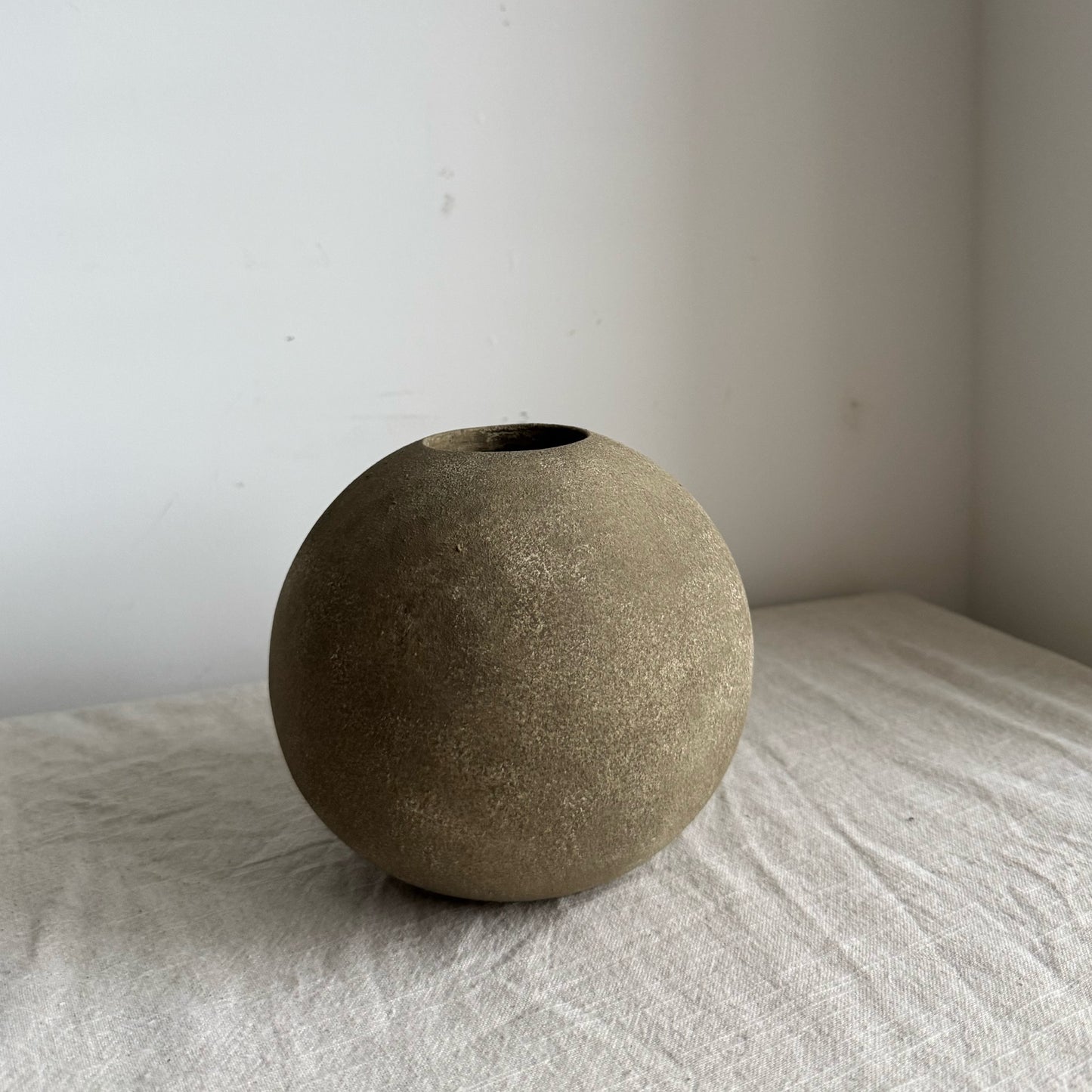 EARTH | earthy brown round ball vase