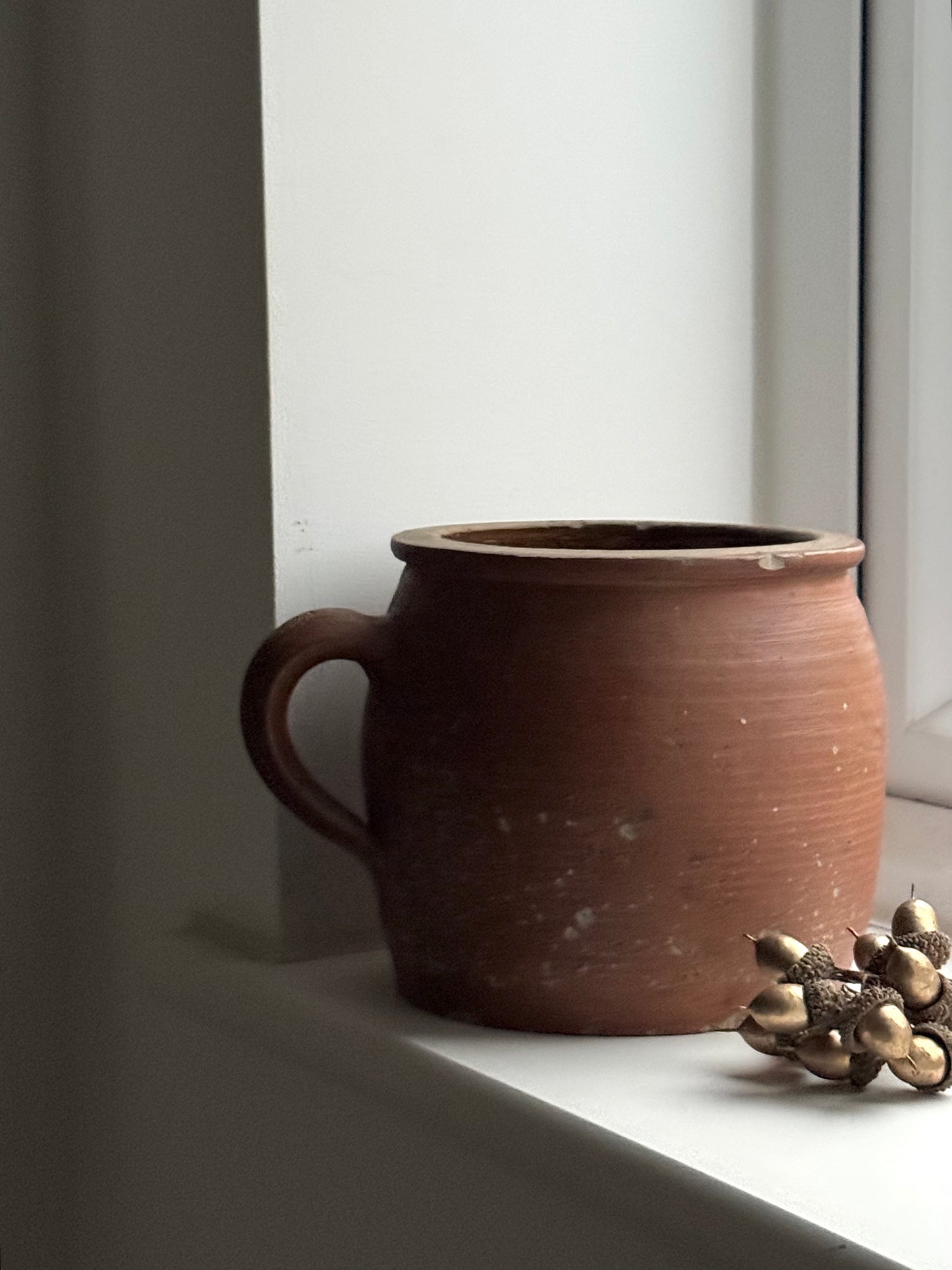 Rounded French Confit Pot