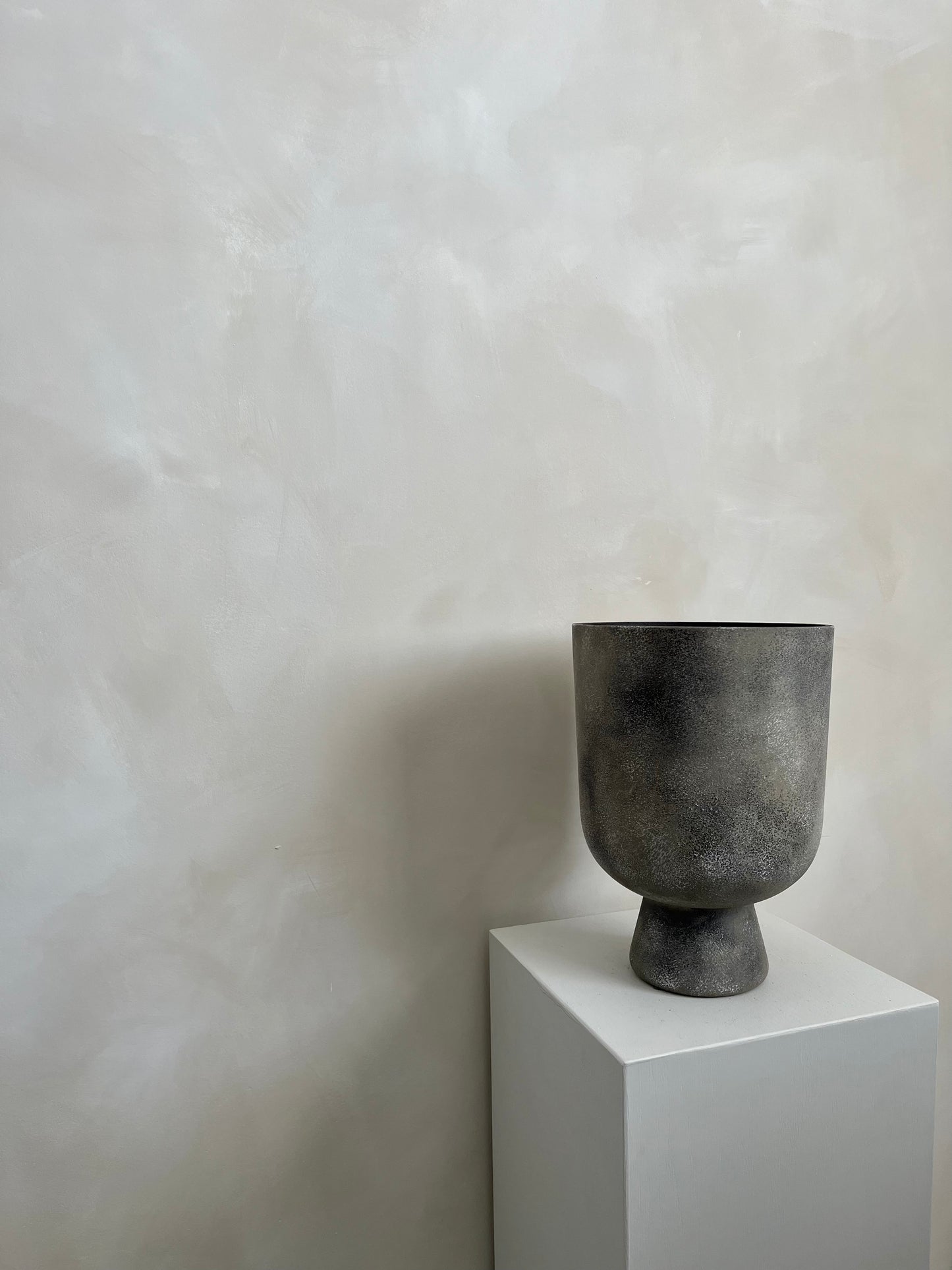 Up-cycled | earthy brown pedestal planter