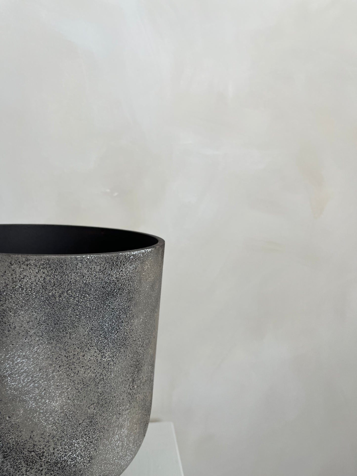 EARTH | earthy brown pedestal planter