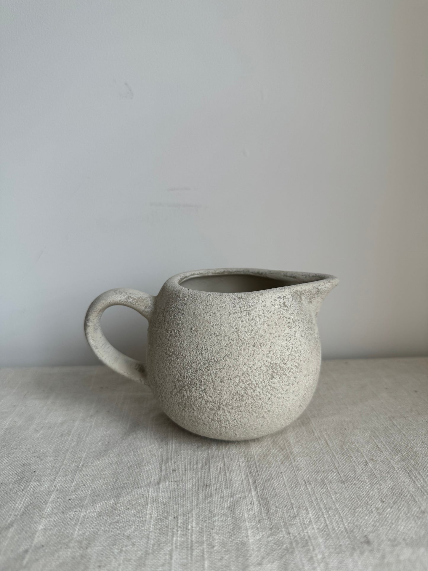 CLOUD  |  small rustic jug-style vase