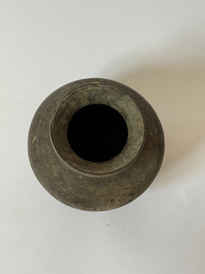 Round Antique Brass Pot