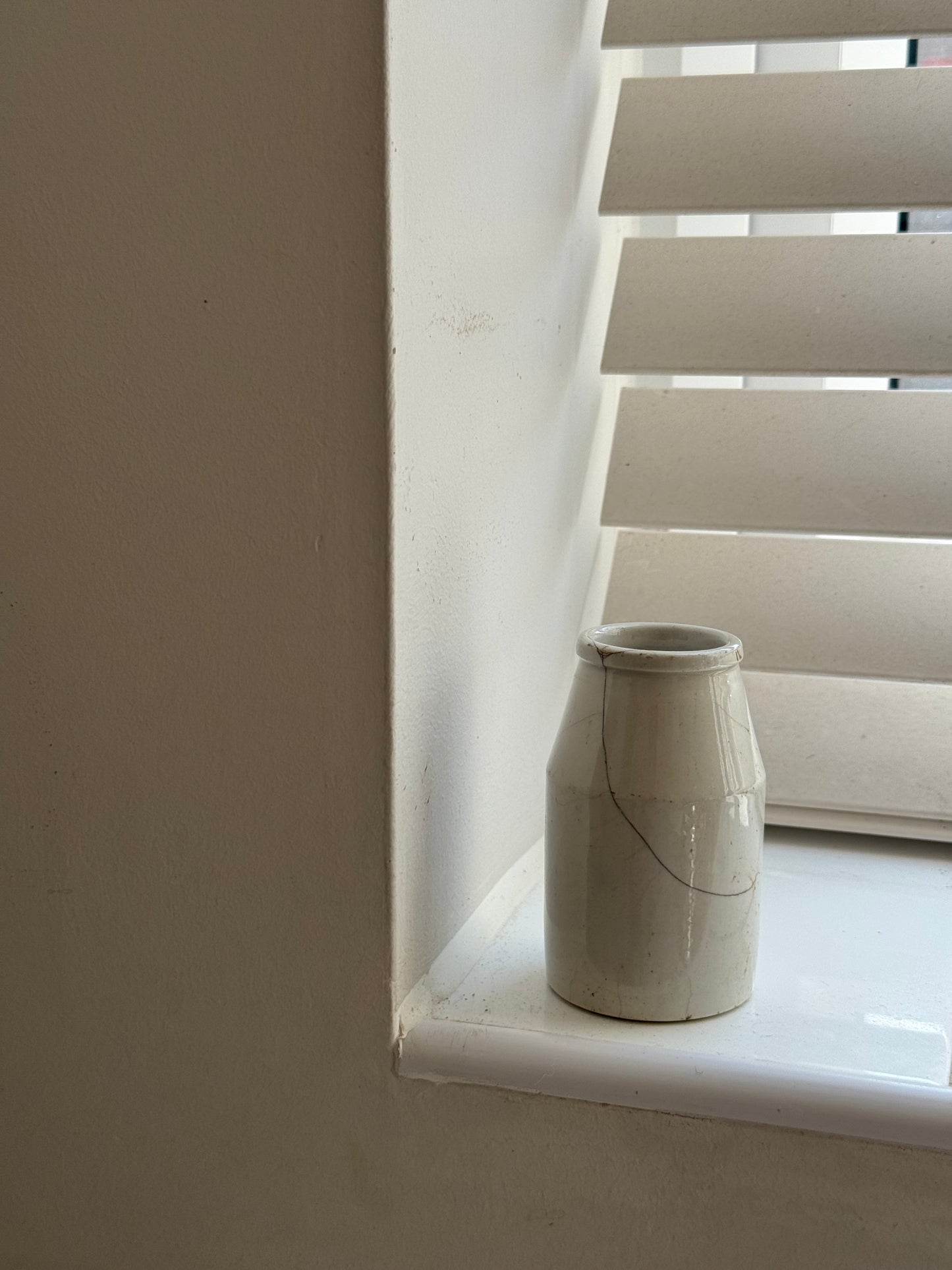 Vintage earthenware pots (imperfect)