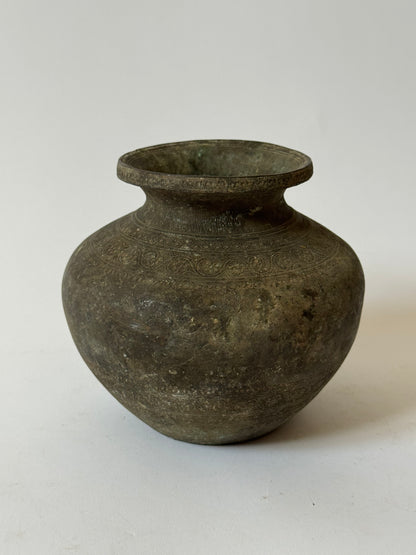 Round Antique Brass Pot