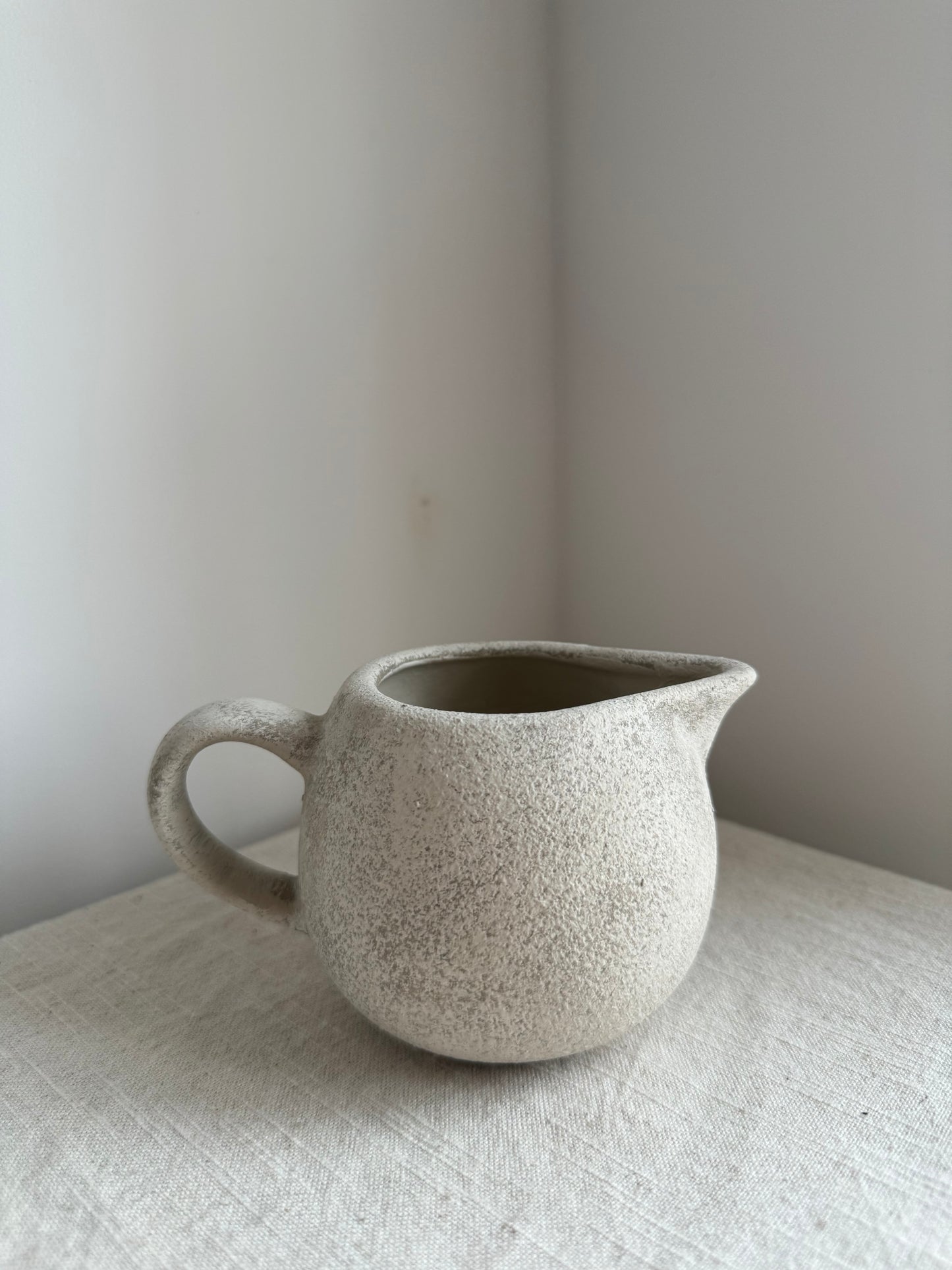 CLOUD  |  small rustic jug-style vase