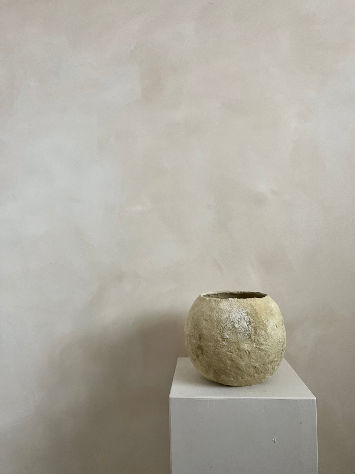 EARTH  |  heavily textured round bowl vase