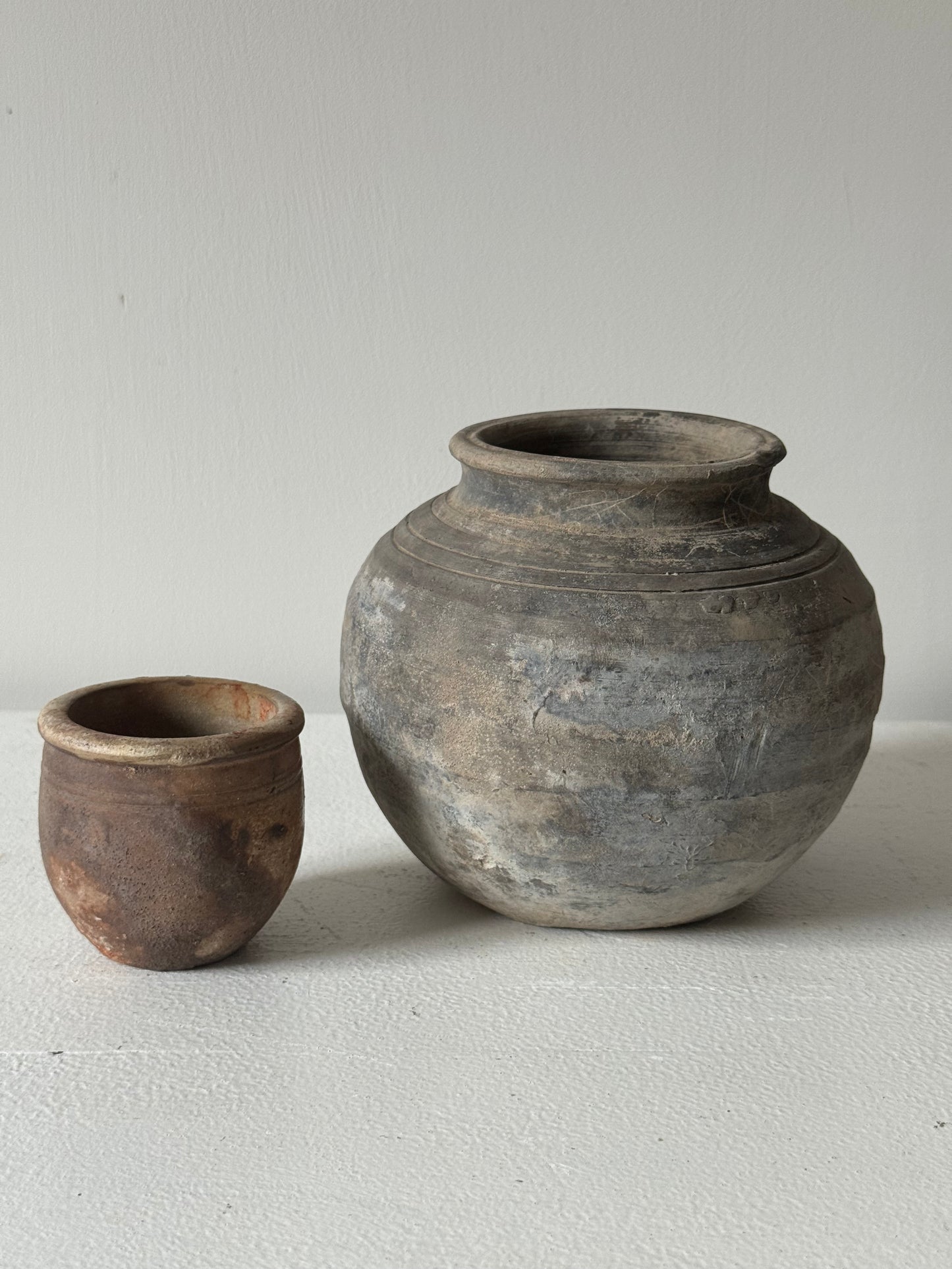 Rounded Nong Phai pot