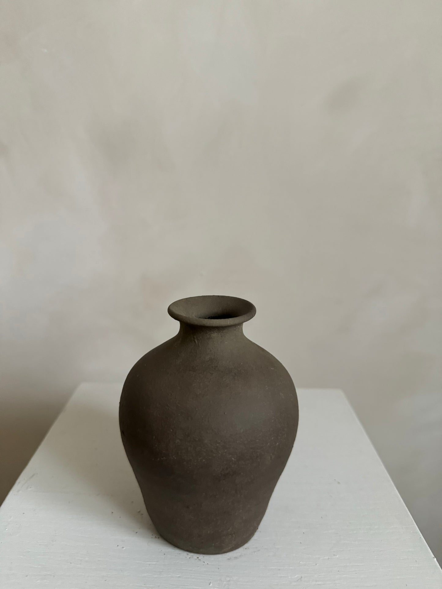 EARTH  |  Small dark earthy brown vase