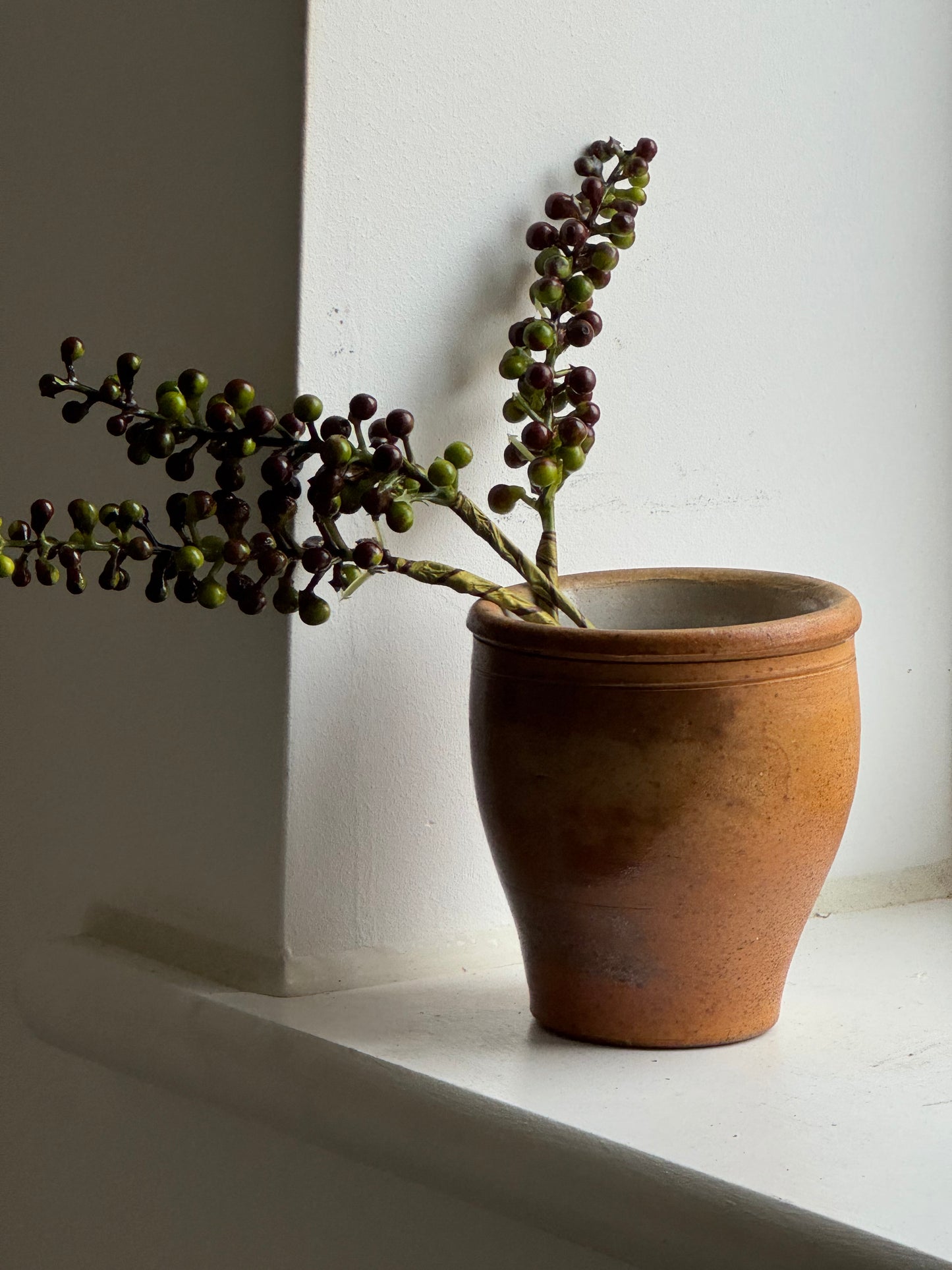 Small Vintage Tapered Pot