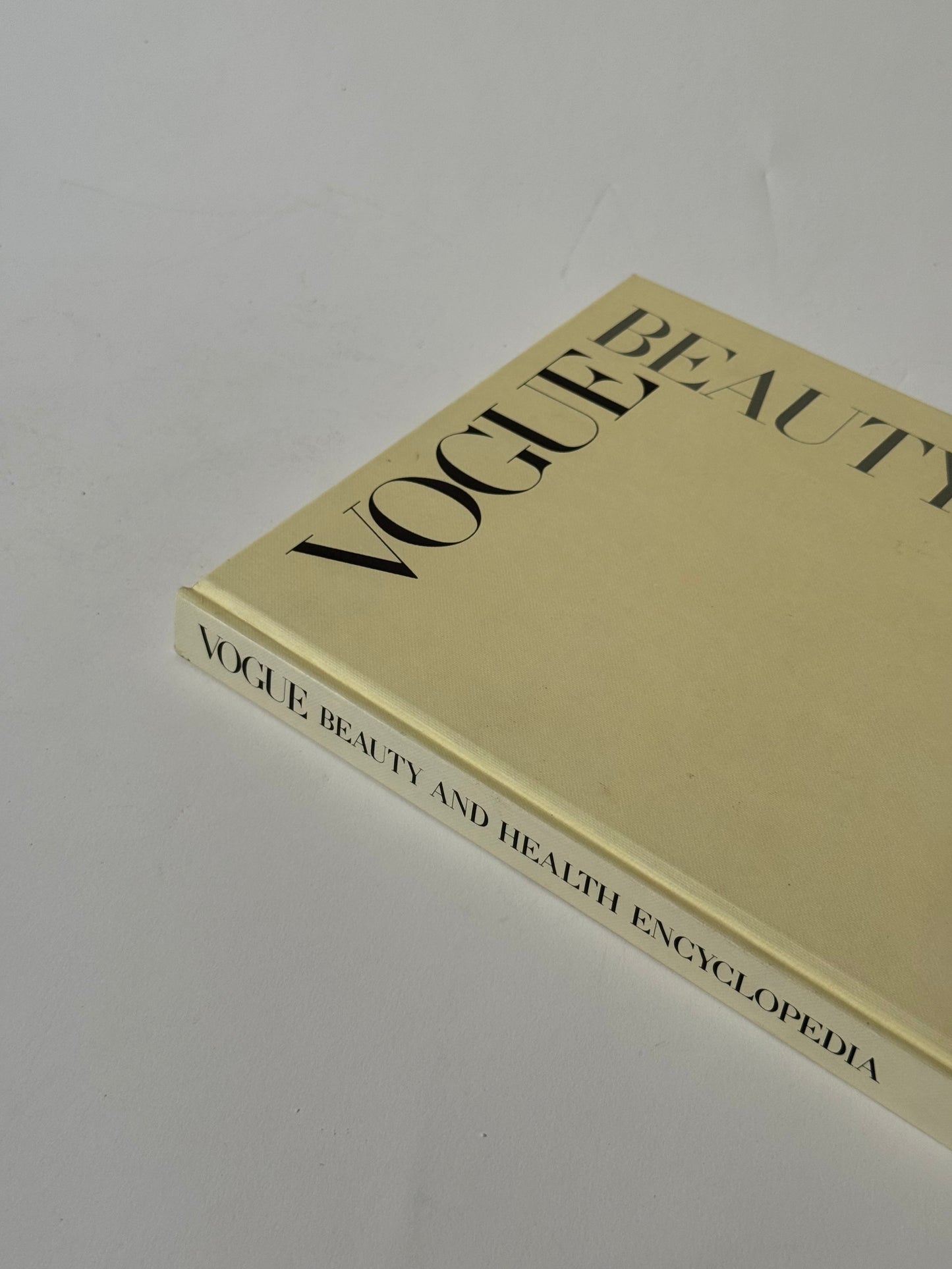 'VOGUE Beauty and Health Encyclopedia' Book