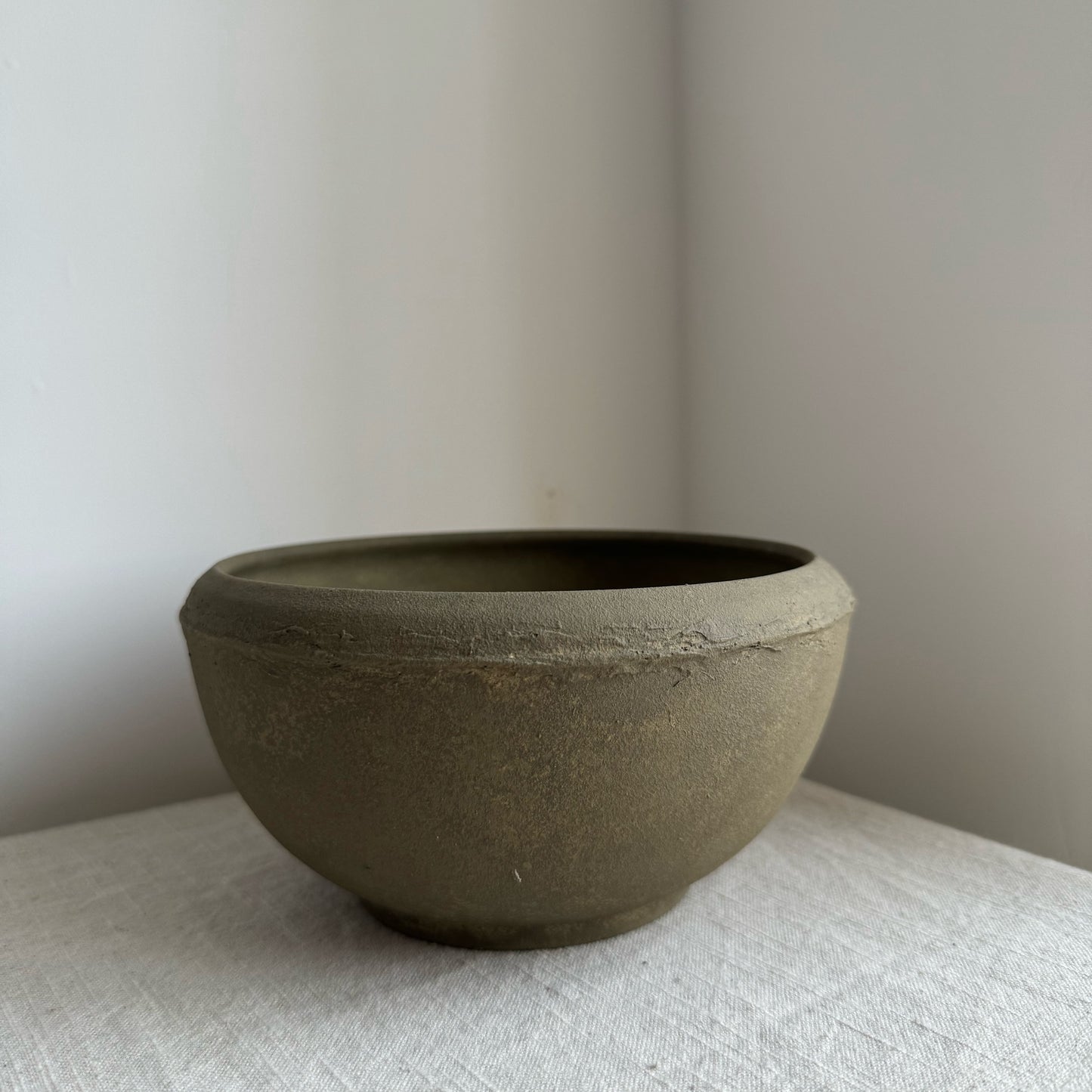 EARTH  | earthy brown line detail decorative bowl