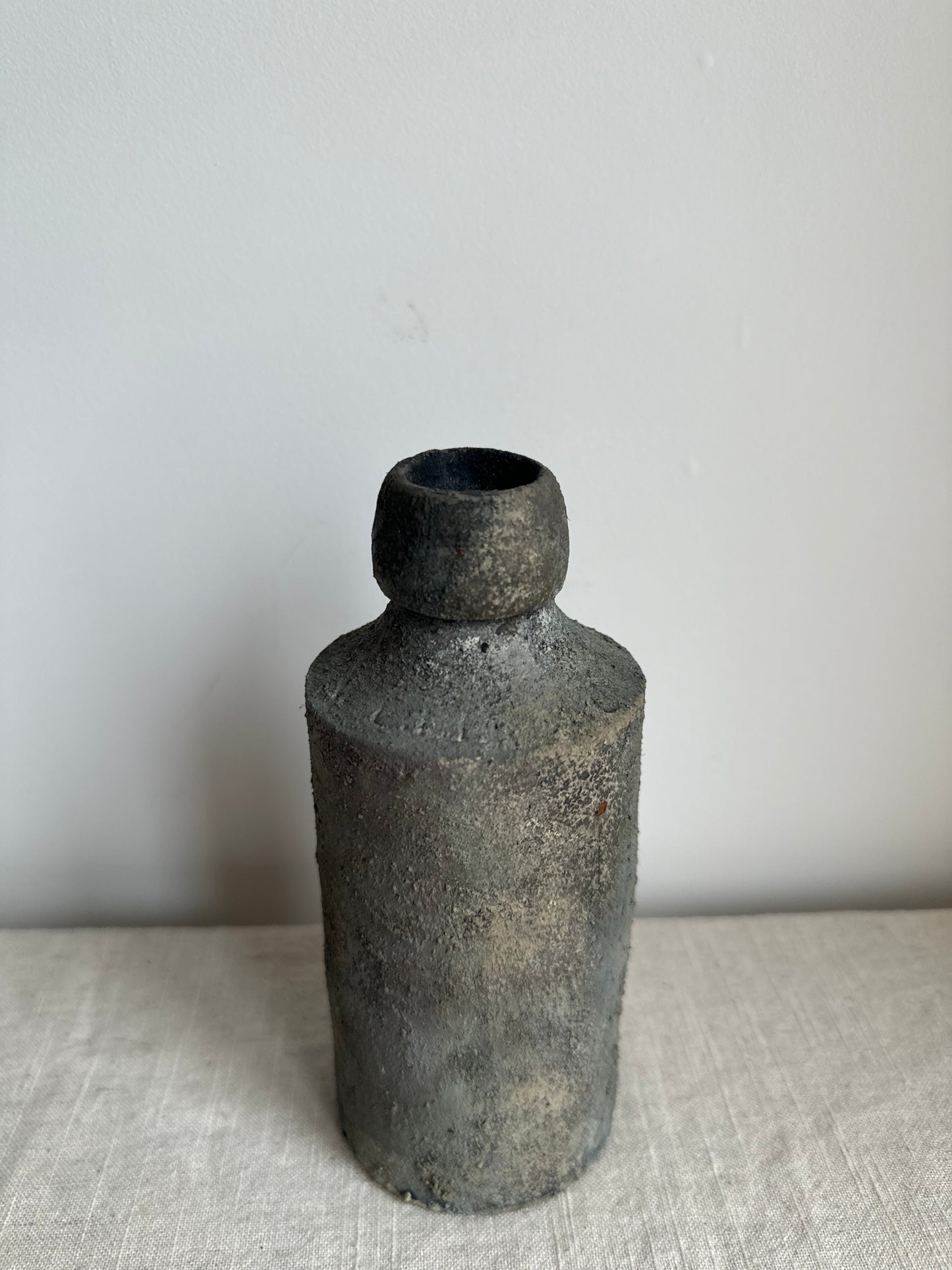 EARTH  |  small greige textured vase