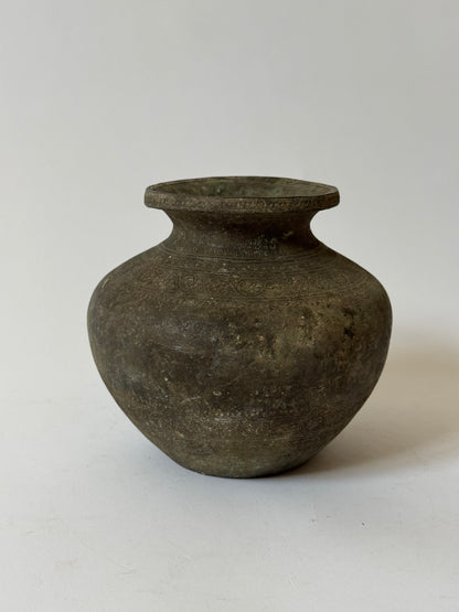 Round Antique Brass Pot