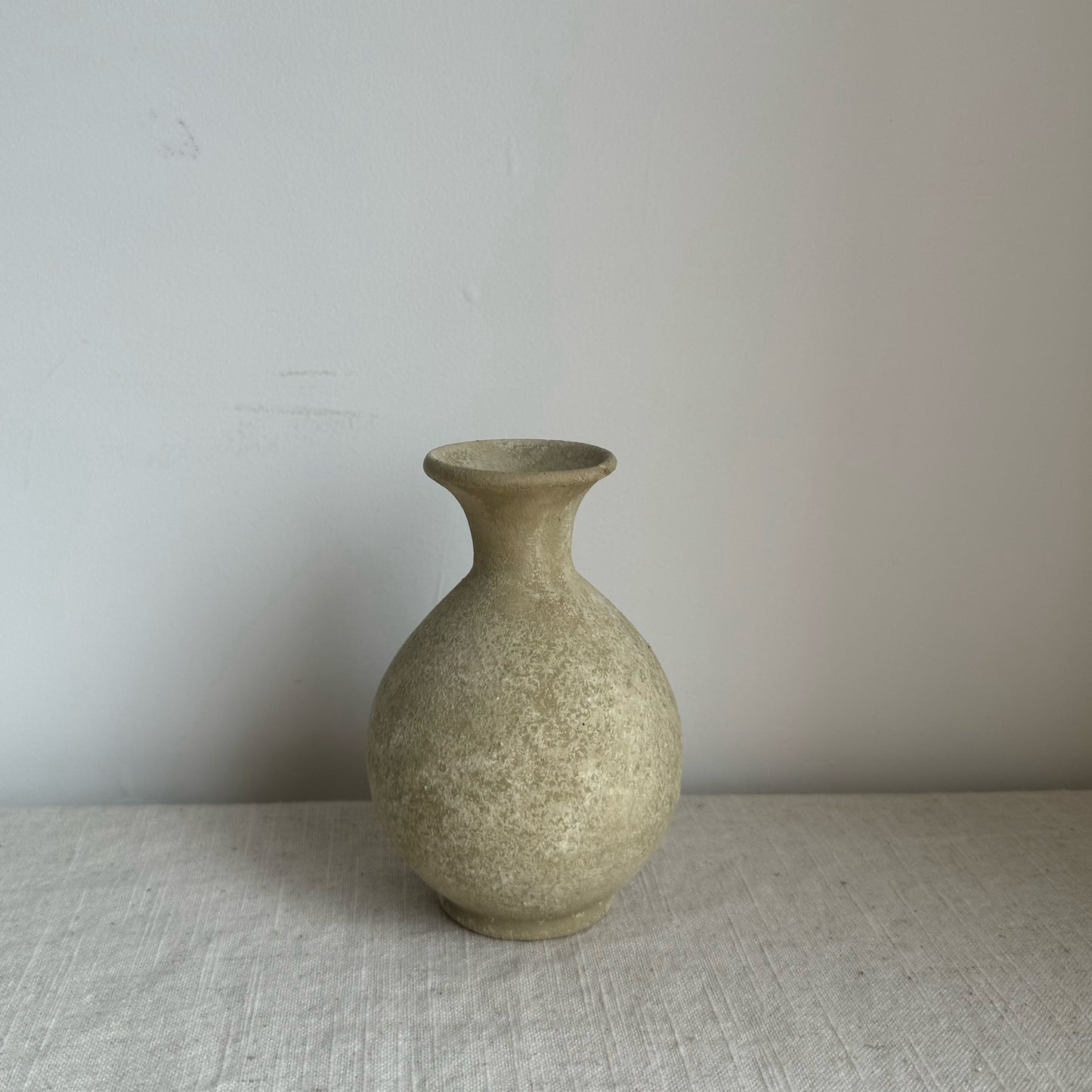 EARTH  |  mini brown-beige tapered vase