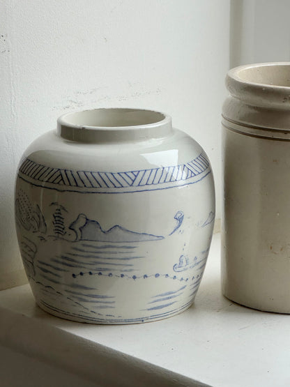 Vintage Chinese Ginger Jar