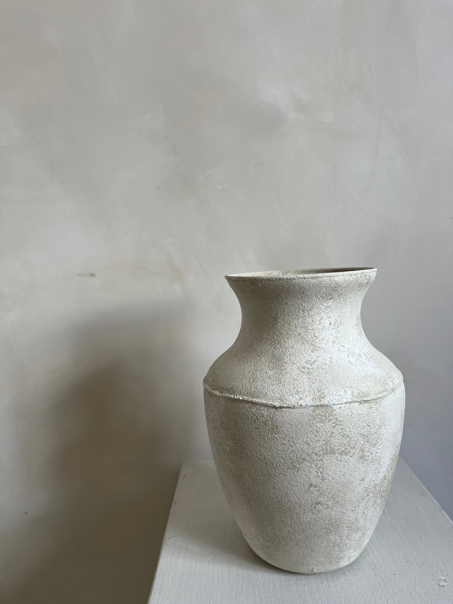 CLOUD  |  light beige stone effect line detail tapered vase