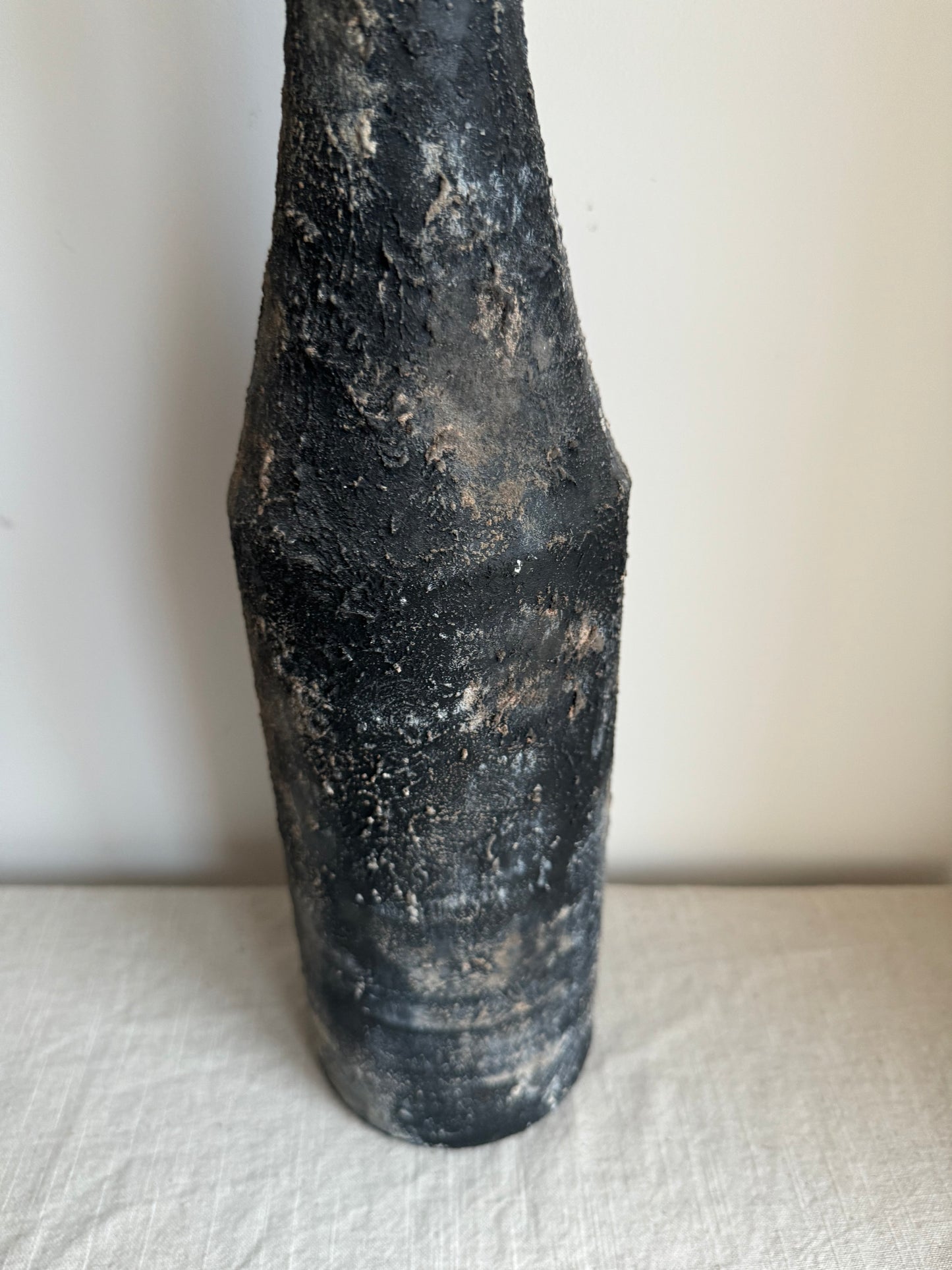 STORM  |  textured black/brown bottle style vase