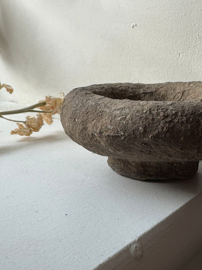 Handmade | Papier-maché pinch bowl