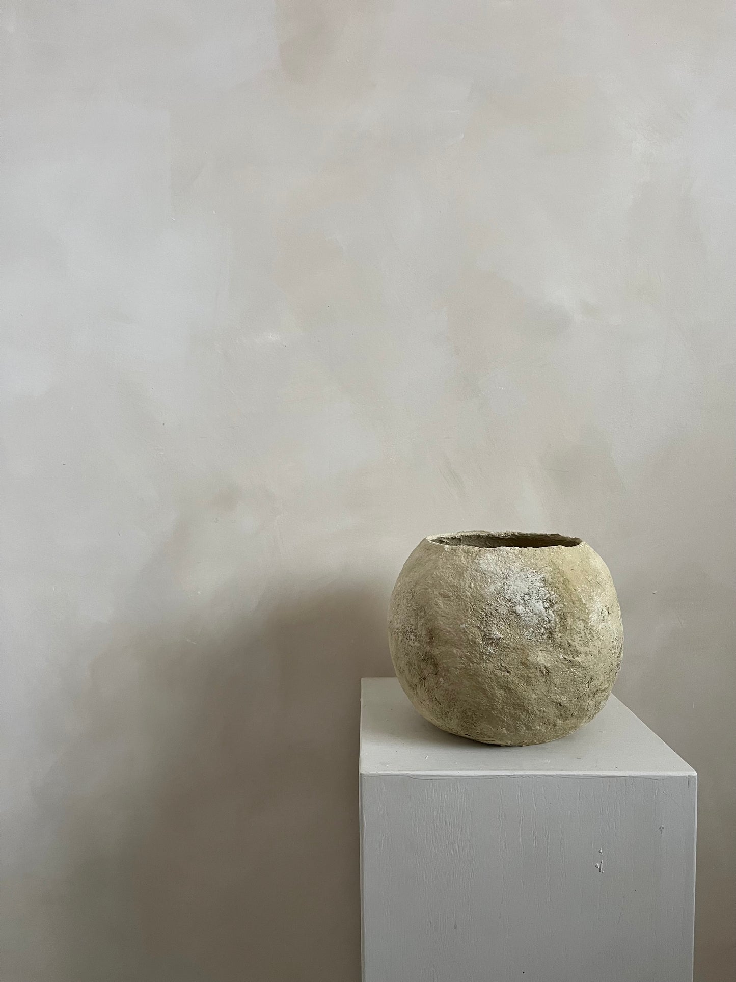 EARTH  |  heavily textured round bowl vase