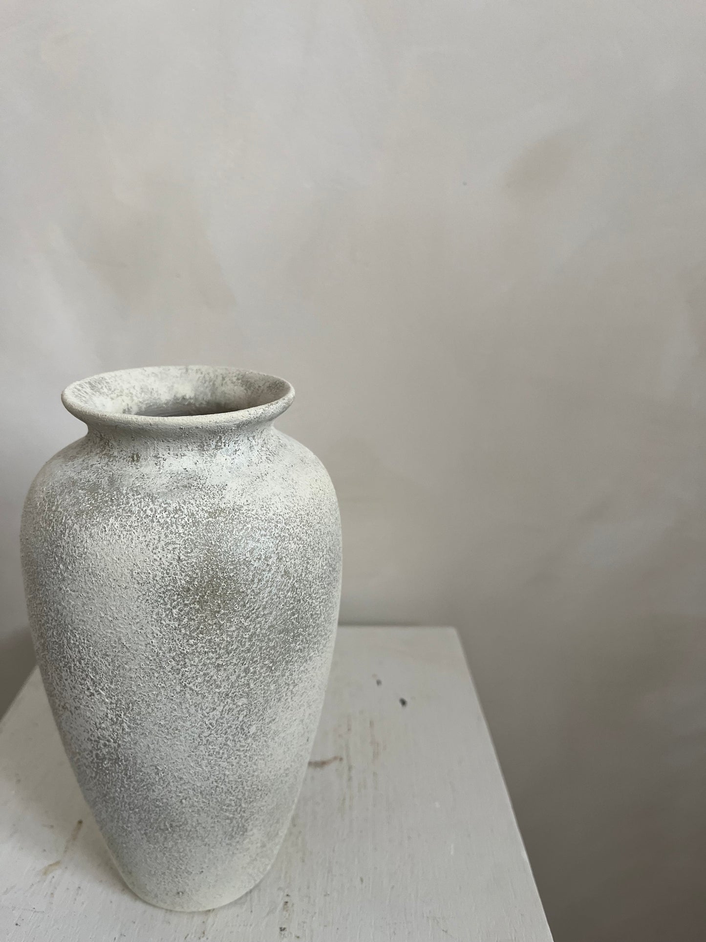 CLOUD  |  light greige stone effect vase