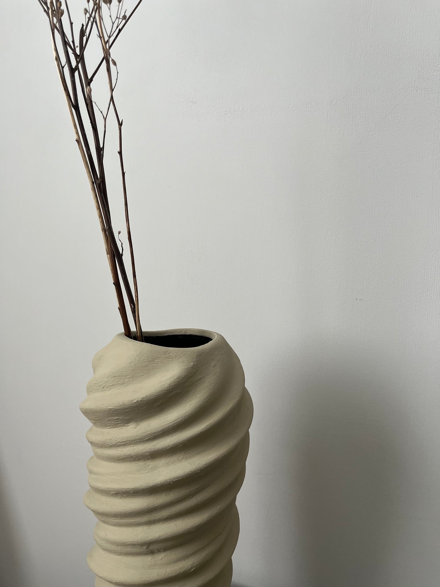 CLOUD  |  soft beige swirl quirky vase