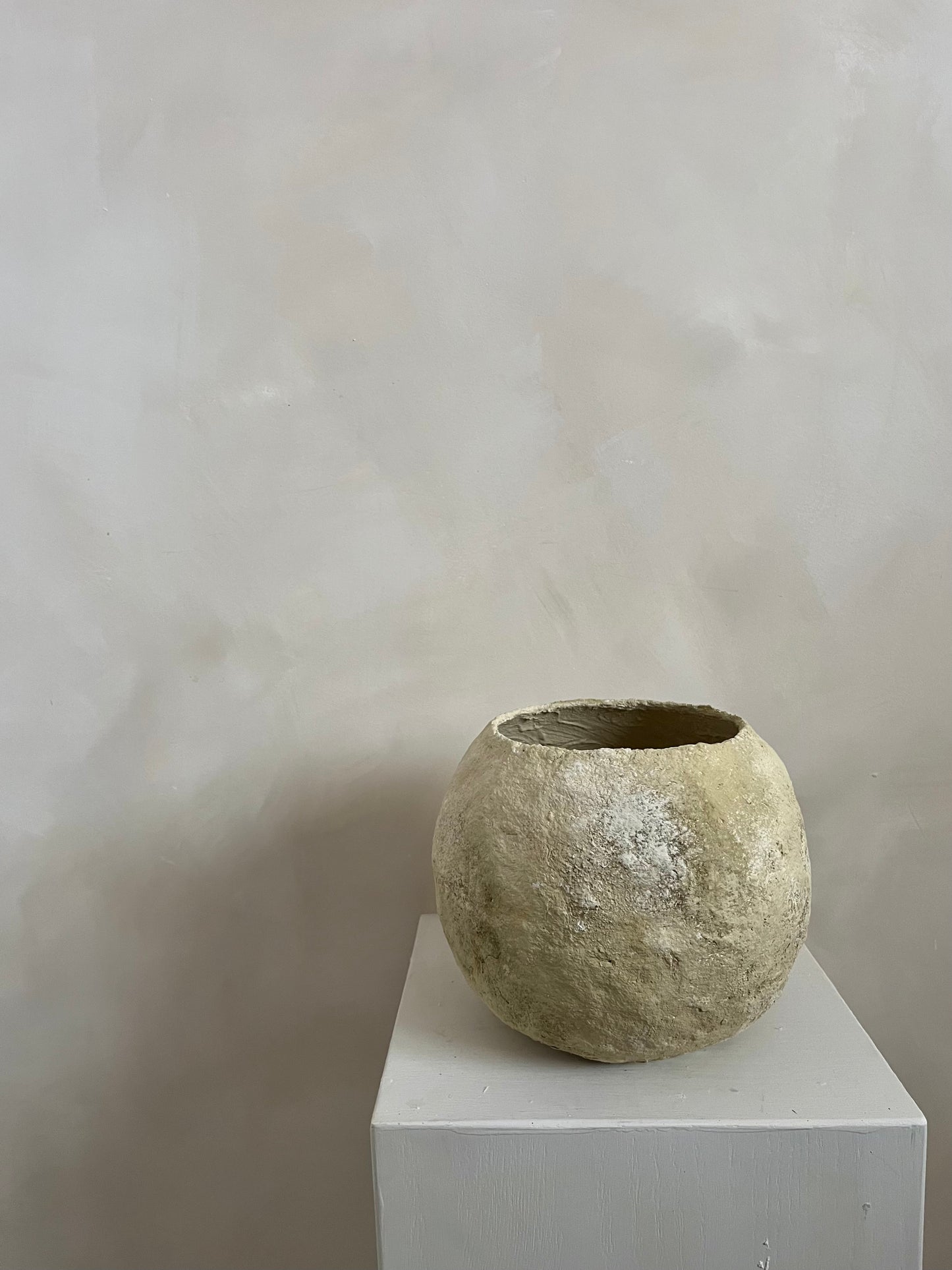 EARTH  |  heavily textured round bowl vase